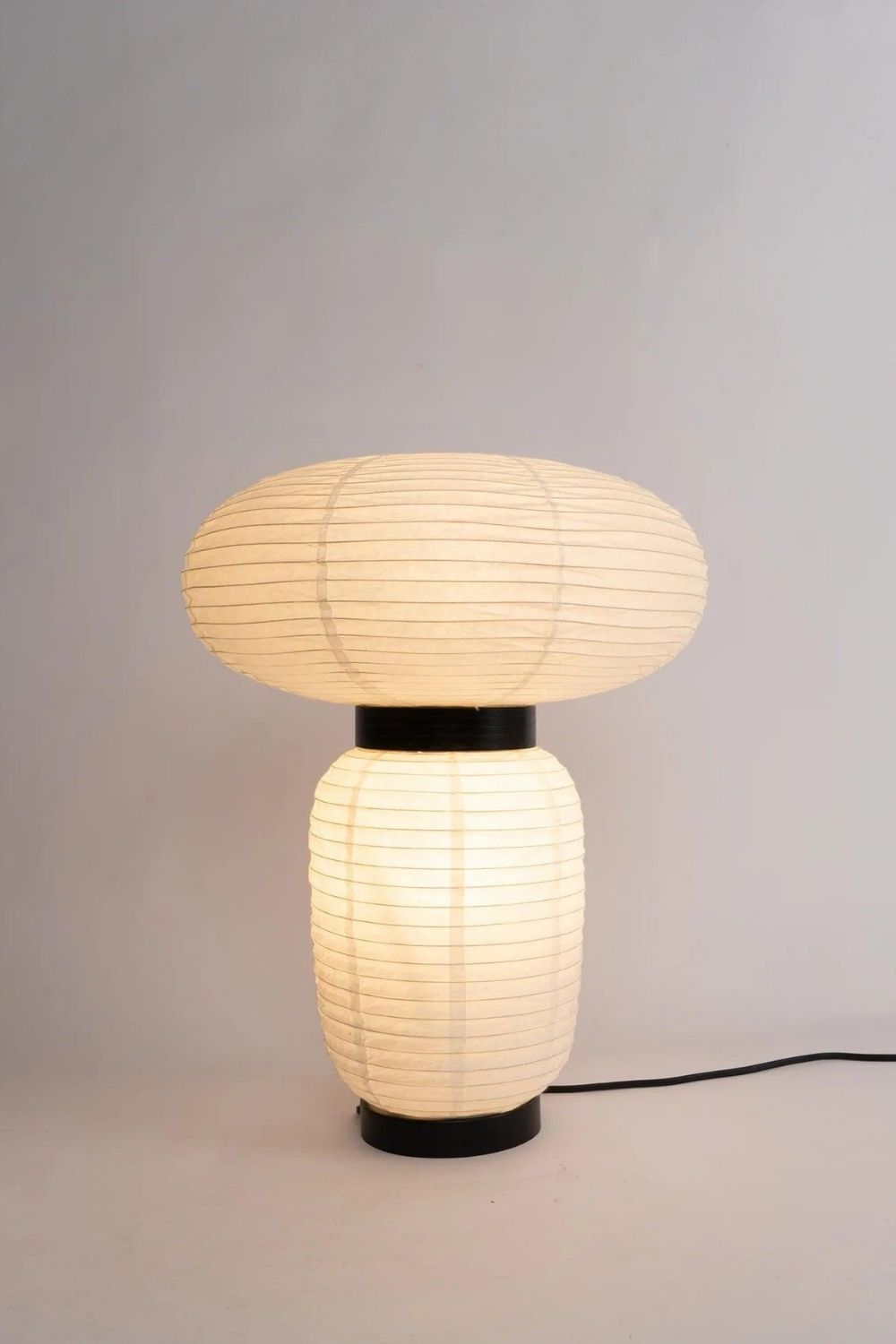 Formakami Table Lamp