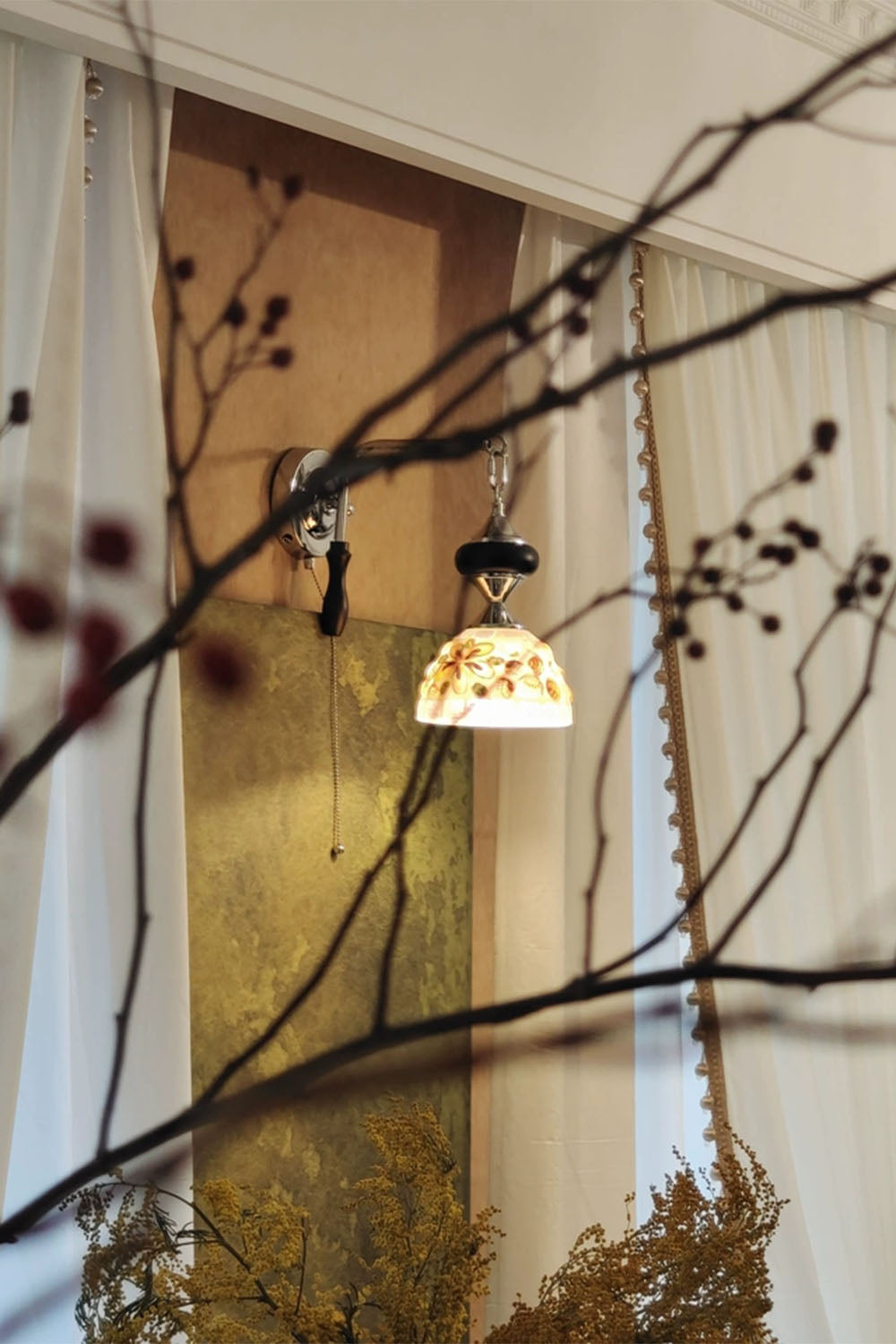 French Retro Handmade Shell Wall Lamp