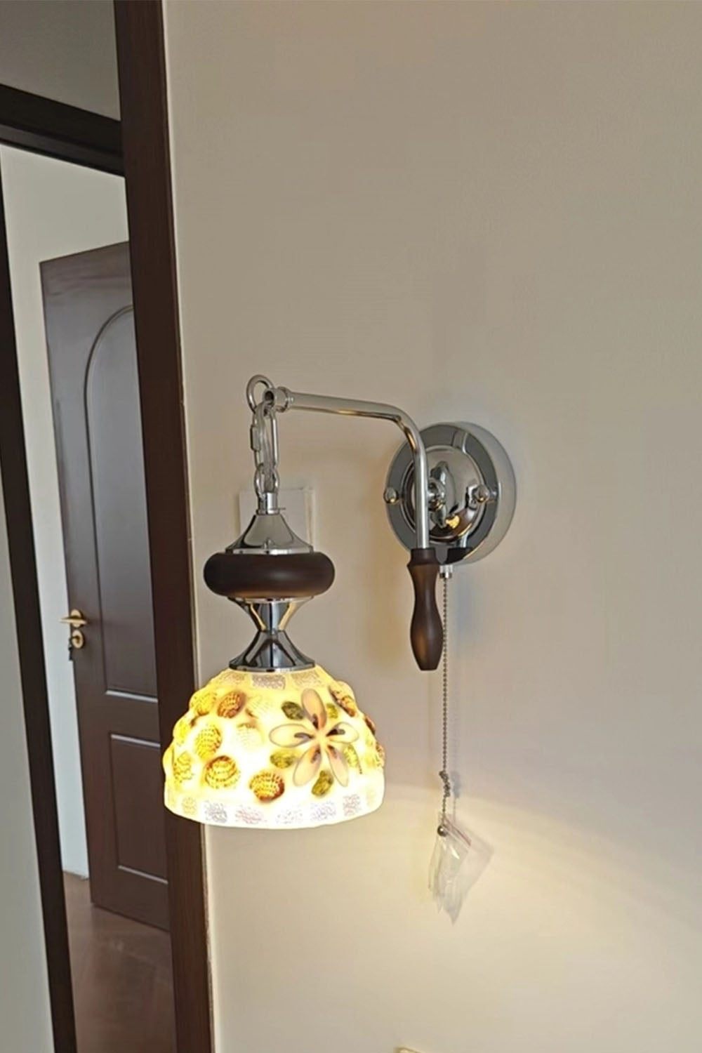 French Retro Handmade Shell Wall Lamp