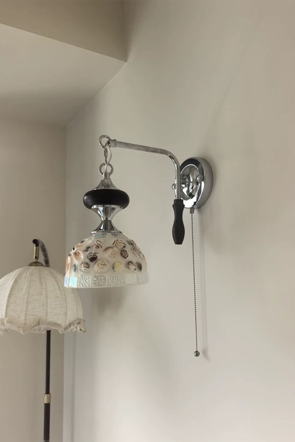 French Retro Handmade Shell Wall Lamp