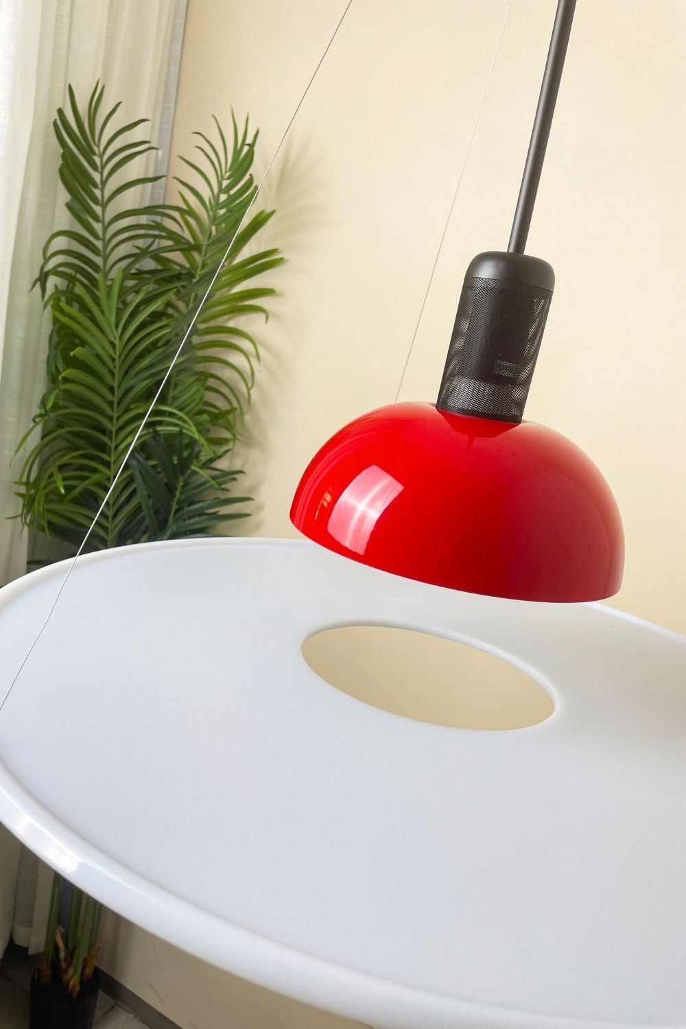 Acrylic Frisbi Pendant Light