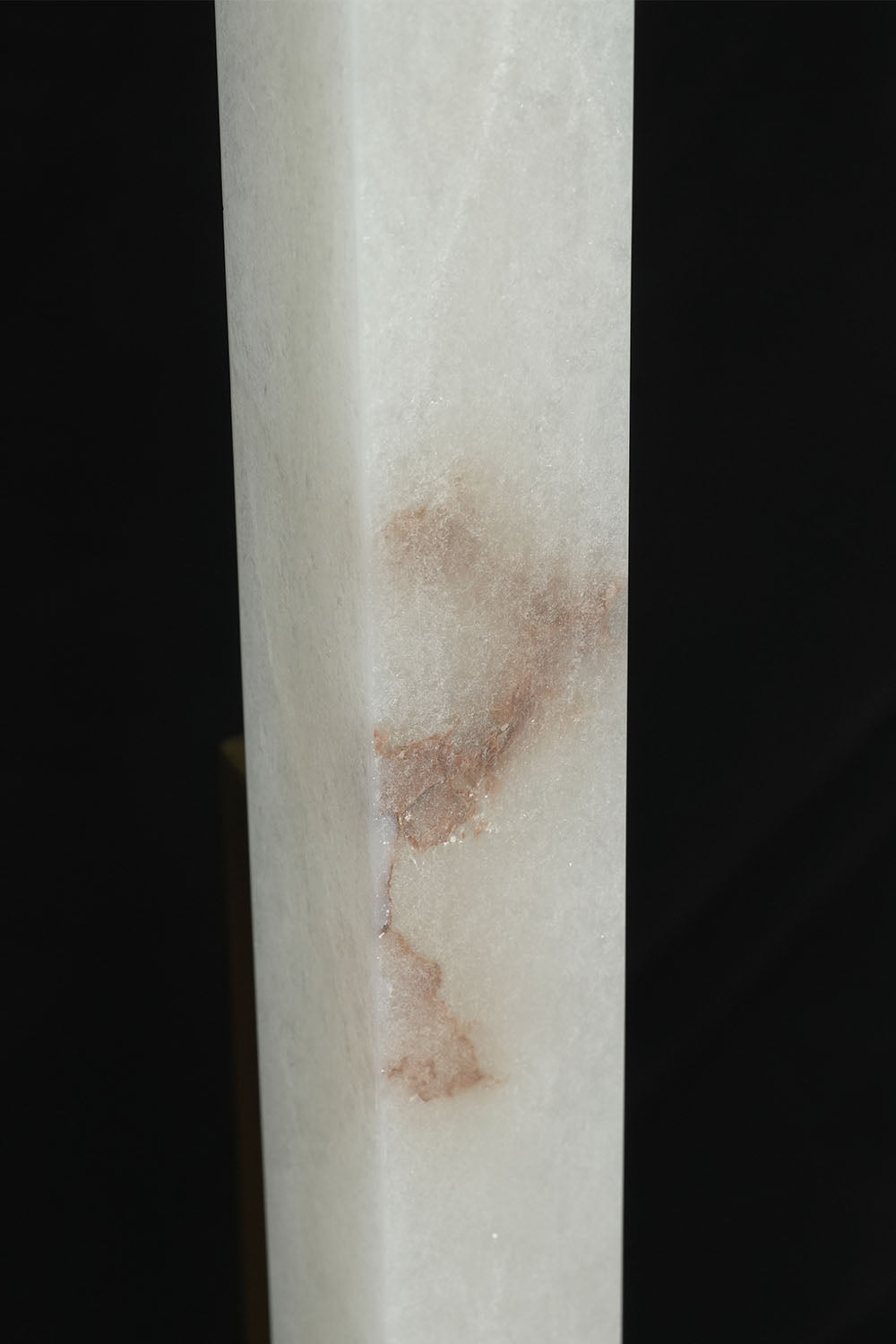 Gethin Triple Column Alabaster Floor Lamp | Natural Alabaster and Brass | Macro close-up of natural alabaster stone grain and brass hardware | Samu Lamp