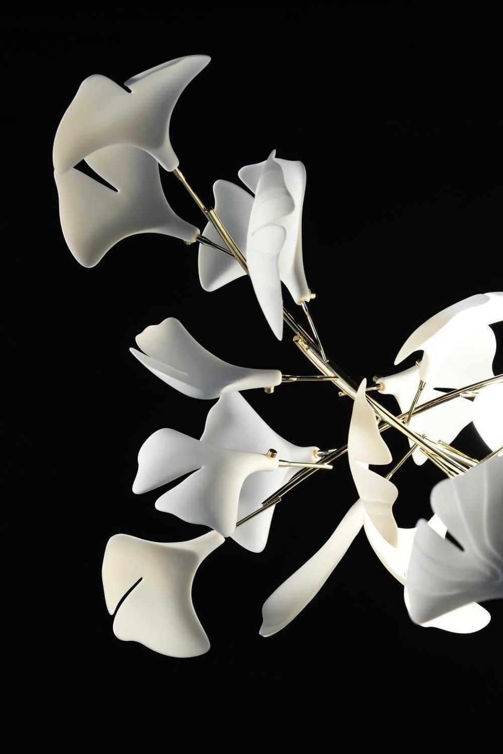 Cermaic Leaf Ginkgo Chandelier A – SamuLighting