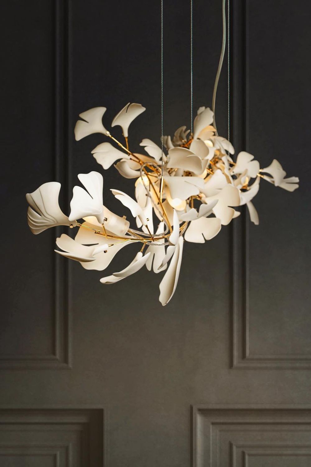 Cermaic Leaf Ginkgo Chandelier A – SamuLighting