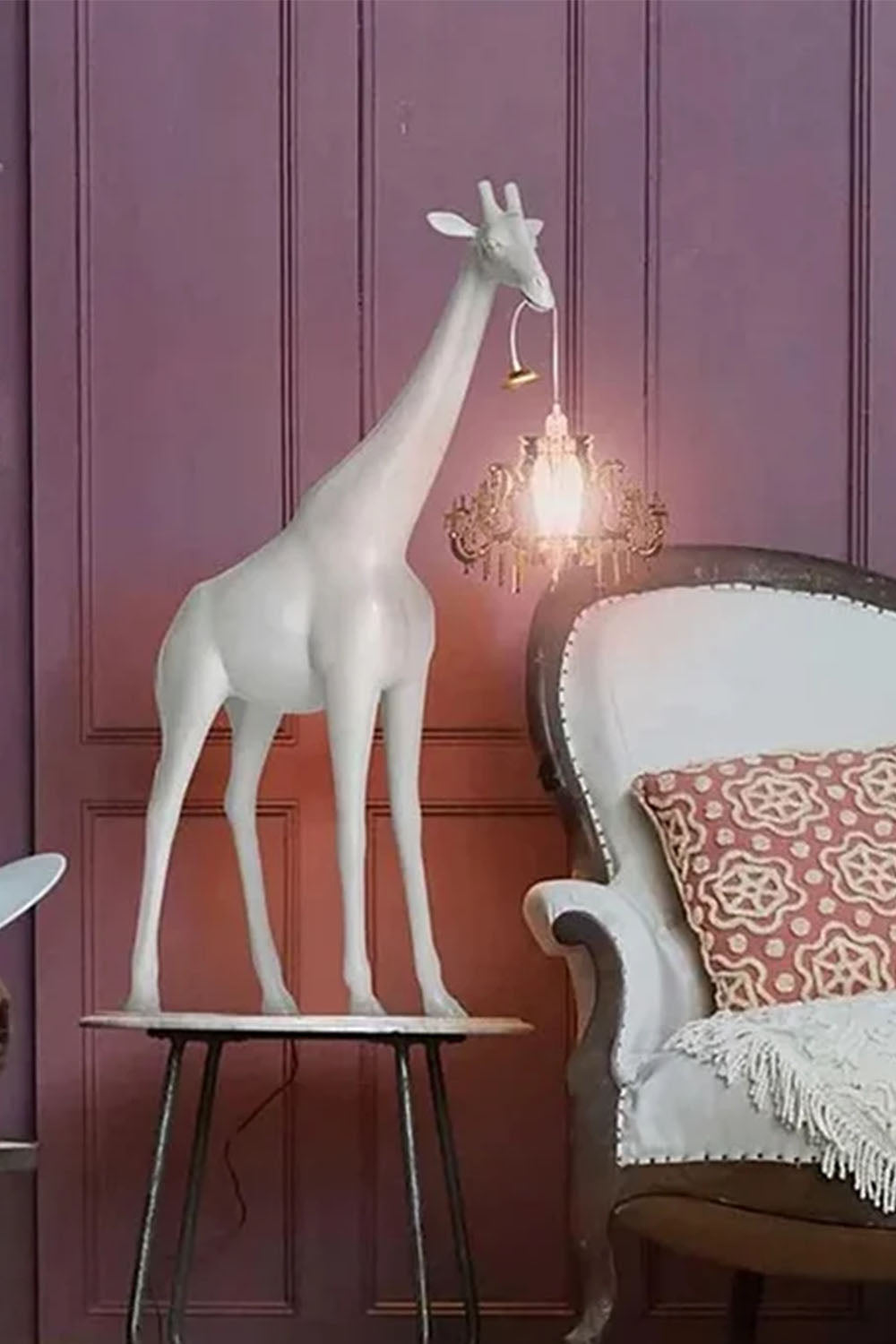 Giraffe Sculpture Floor Lamp