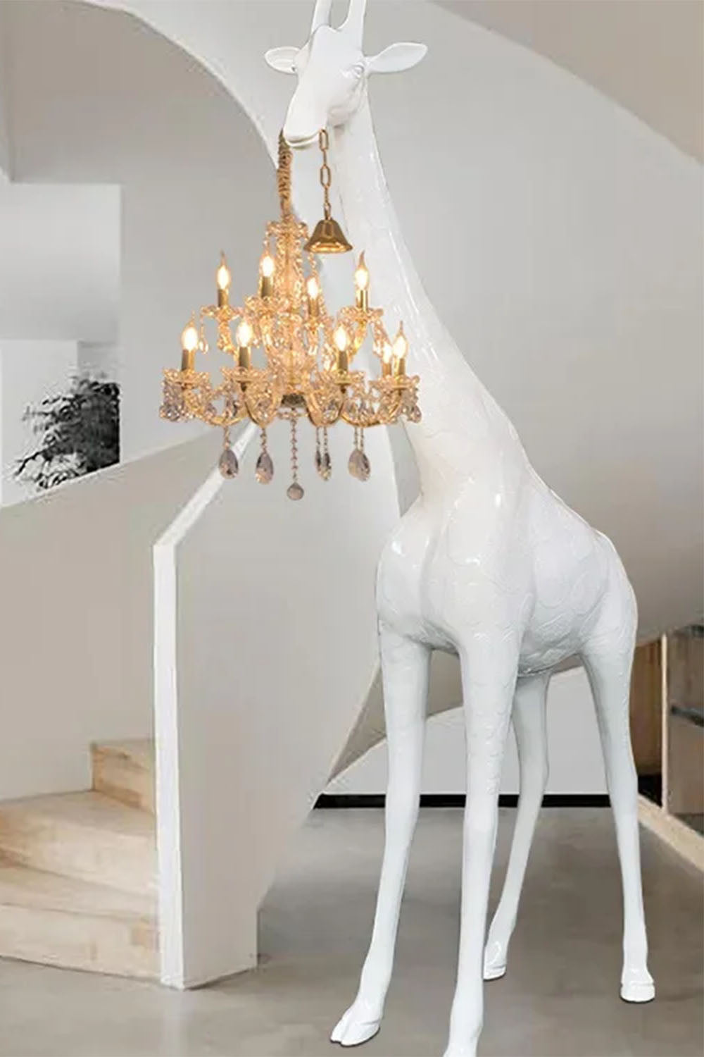 Giraffe Sculpture Floor Lamp