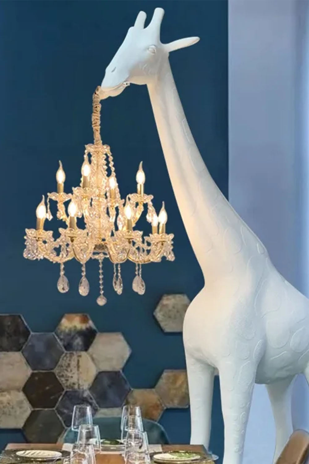 Giraffe Sculpture Floor Lamp