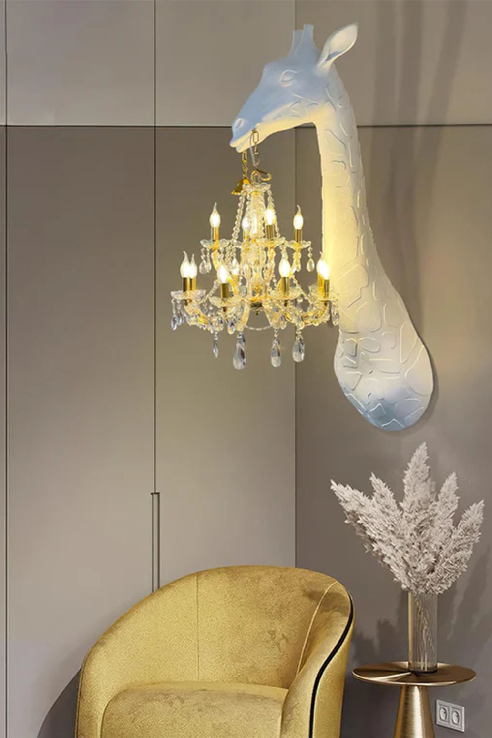 Giraffe Sculpture Wall Lamp