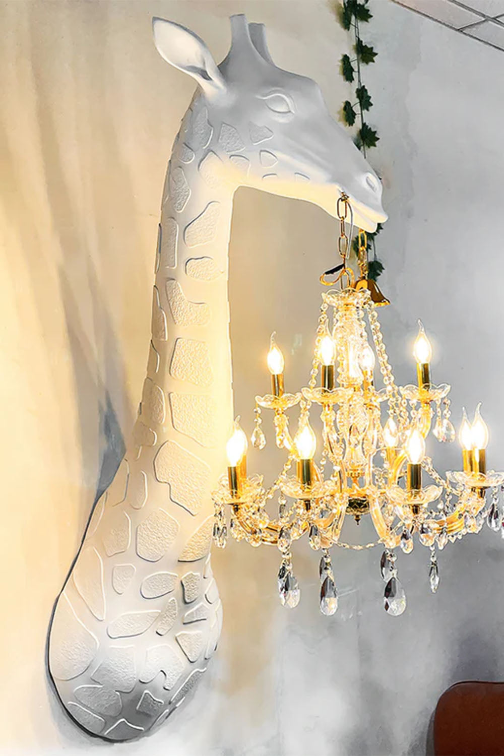 Giraffe Sculpture Wall Lamp