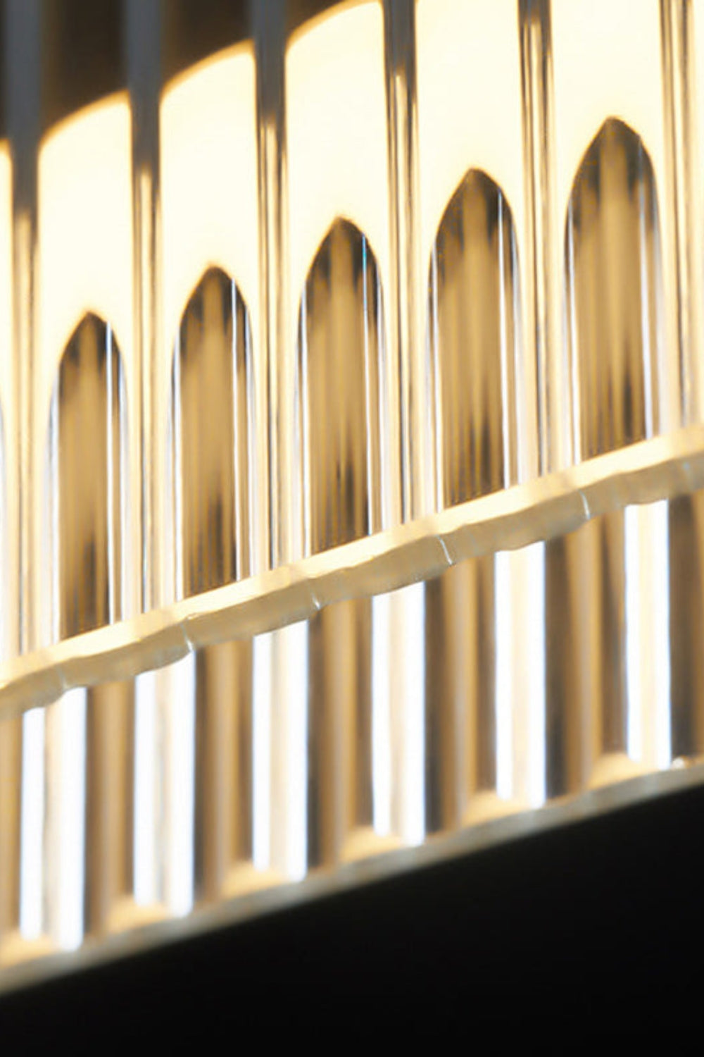 Linear glass chandelier - SamuLighting
