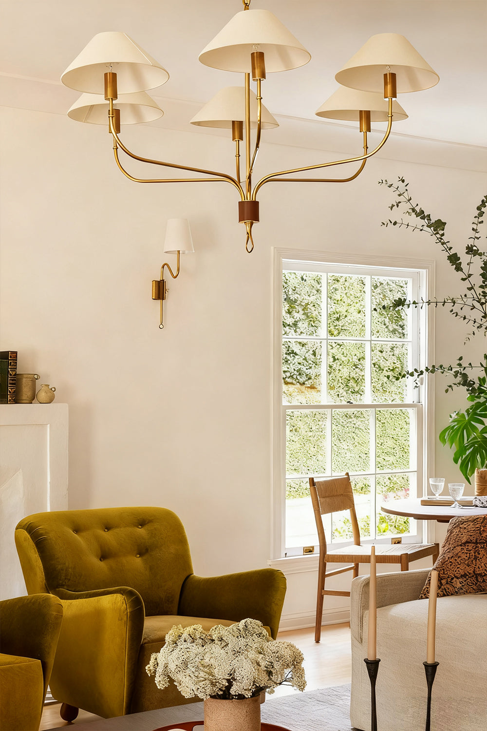 Griffin Staggered Tail Chandelier