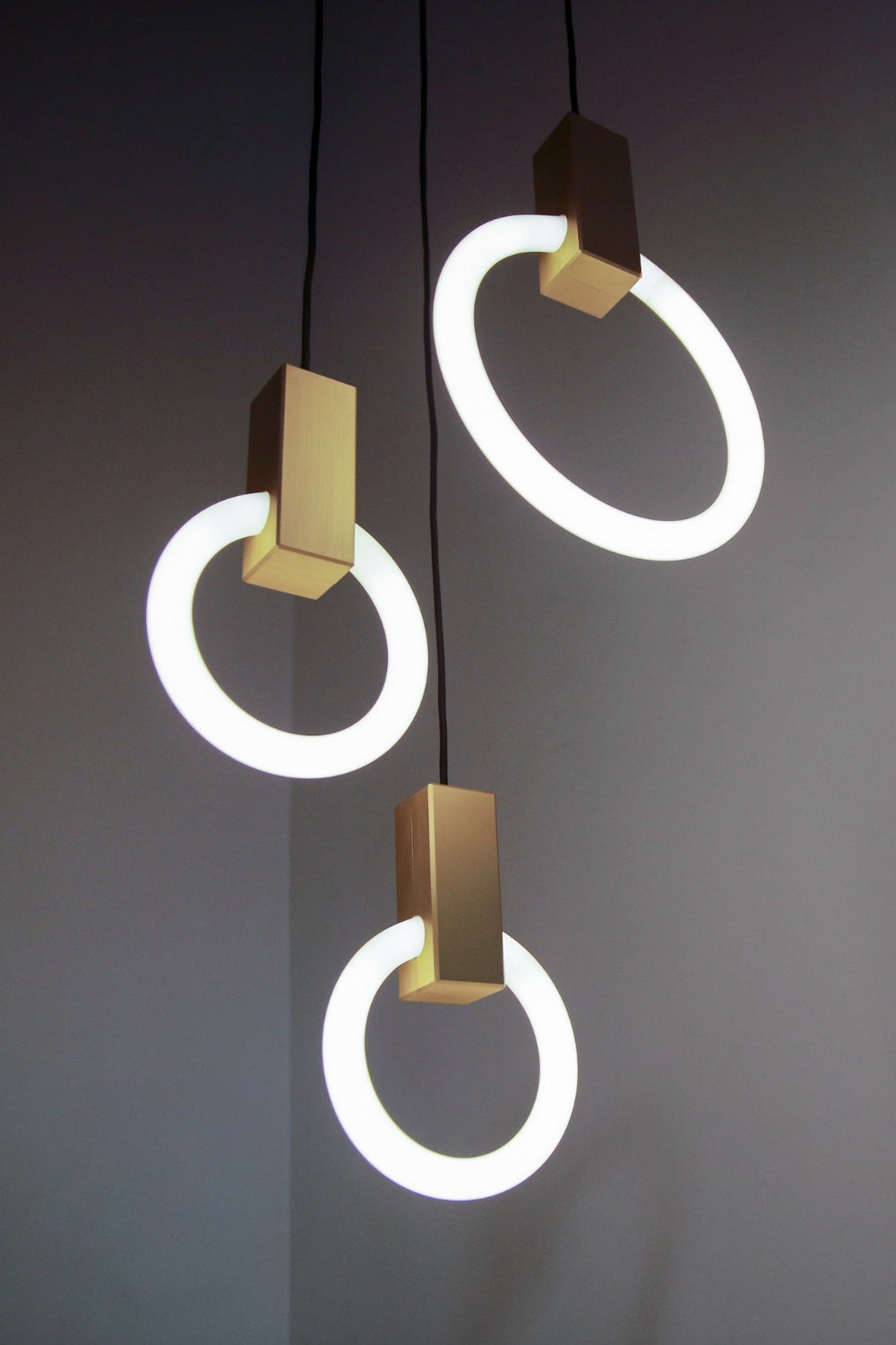 Halo Suspended lights - SamuLighting