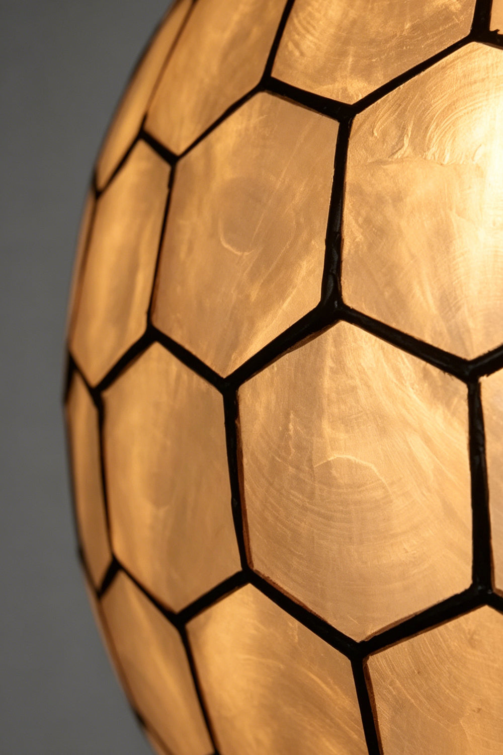 Honeycomb Shell Orb Pendant |Shell detail | Samu Lamp