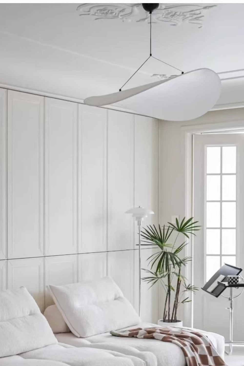 Hover Cloud Pendant Light