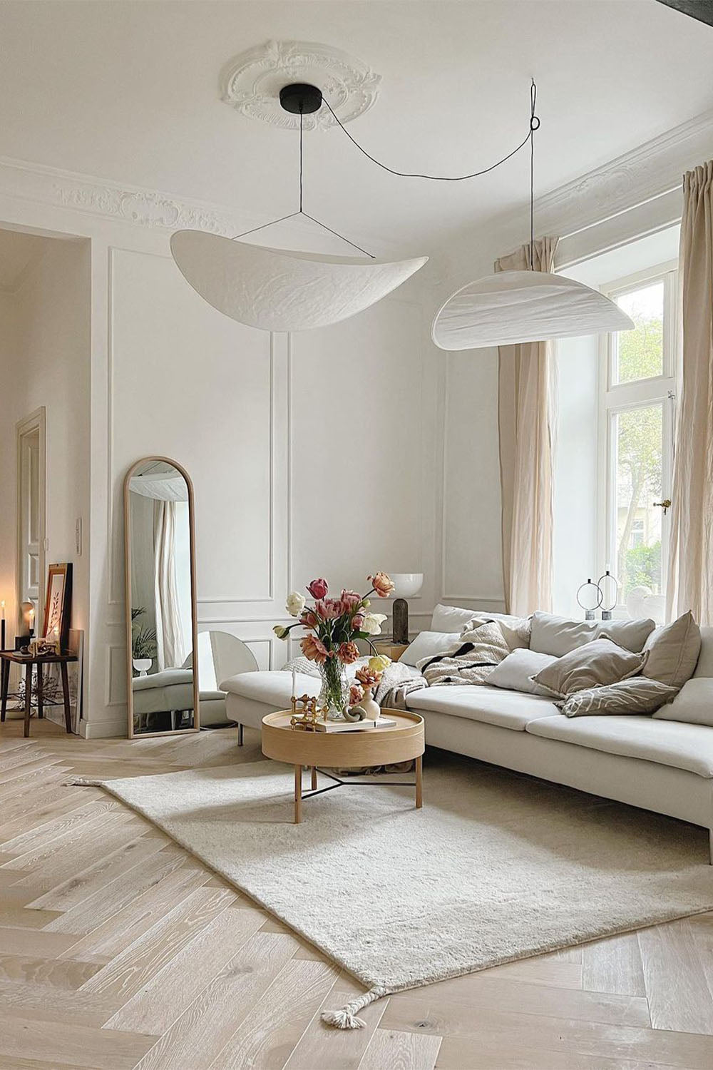 Hover Cloud Pendant Light