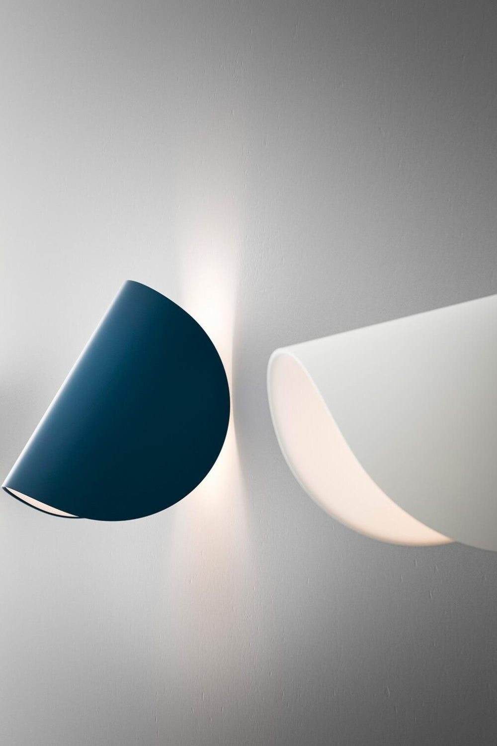 IO Wall Lamp