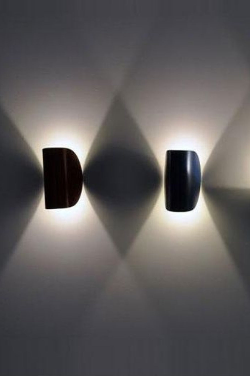 IO Wall Lamp