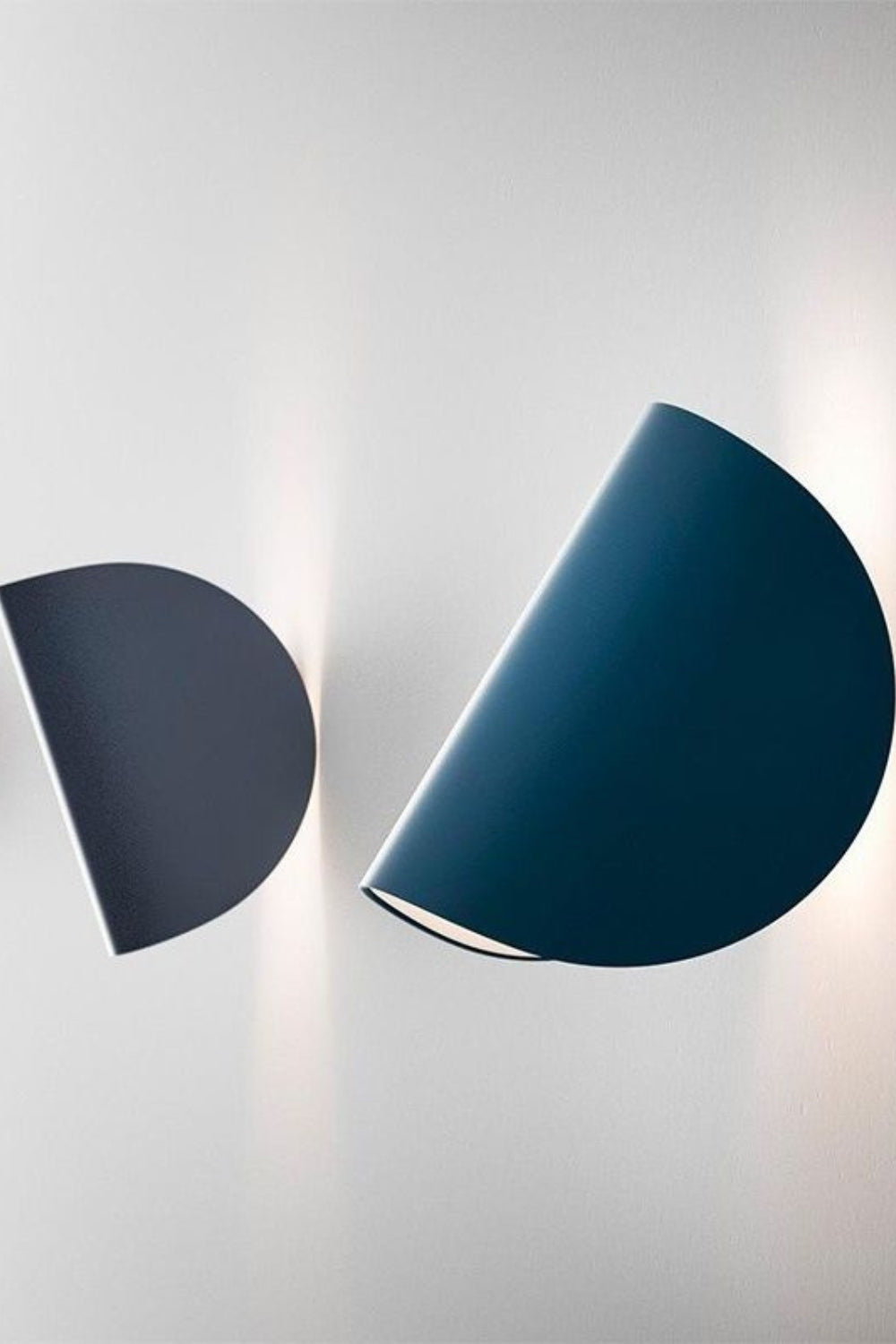 IO Wall Lamp