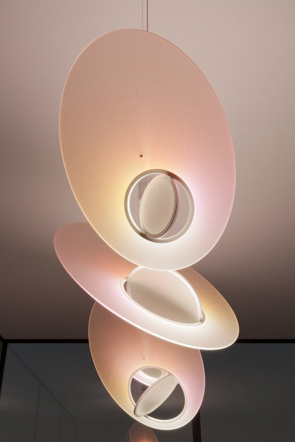 Introvert Extrovert  Pendant lamp - SamuLighting