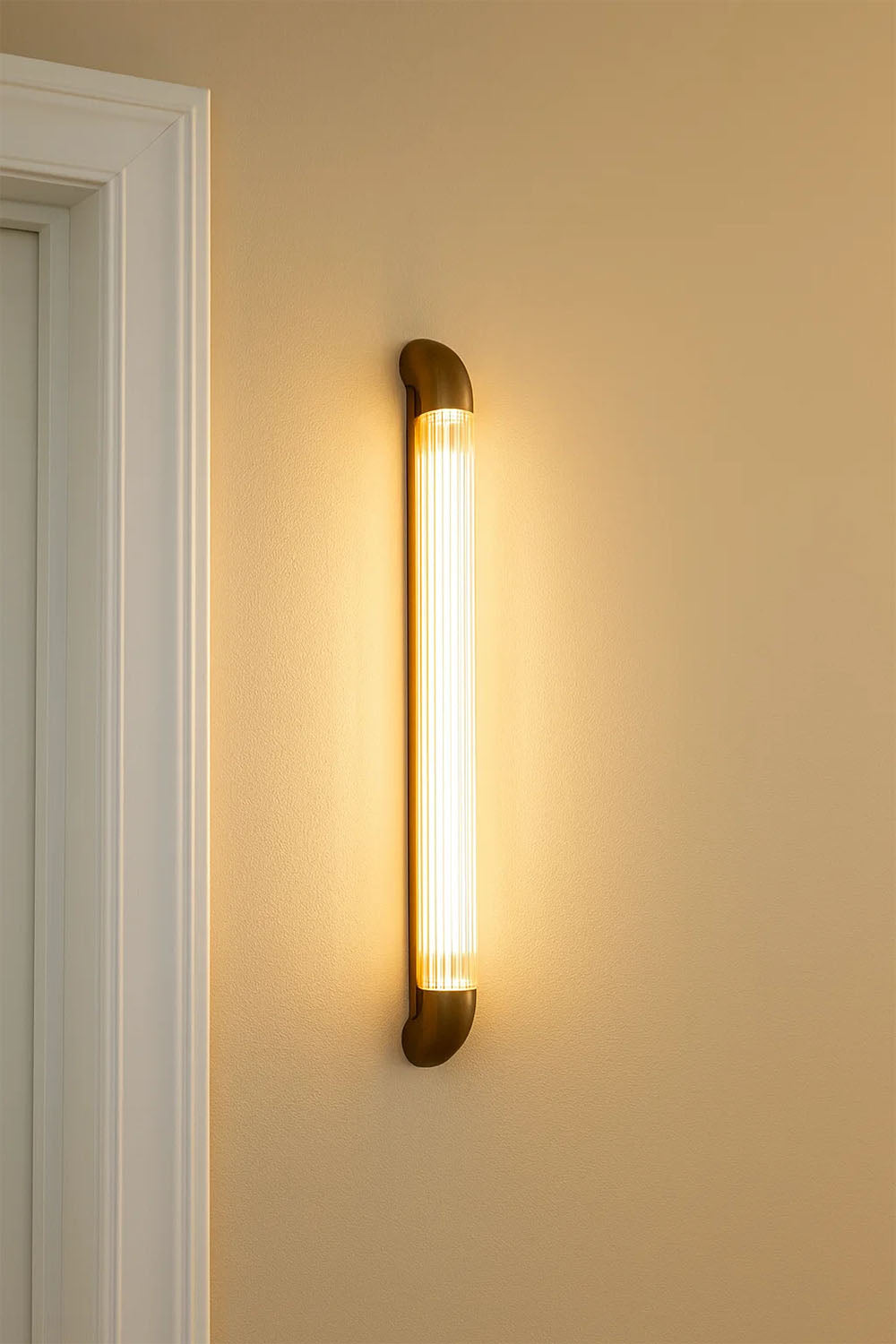 Italian Simple Wall Lamp