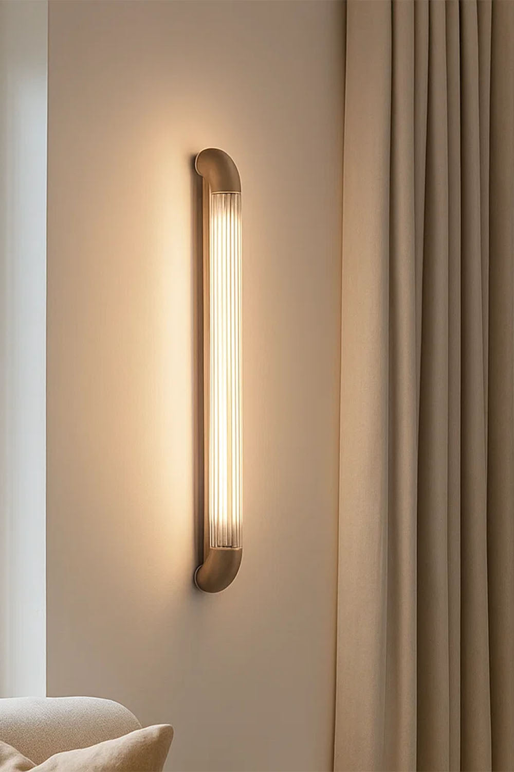 Italian Simple Wall Lamp