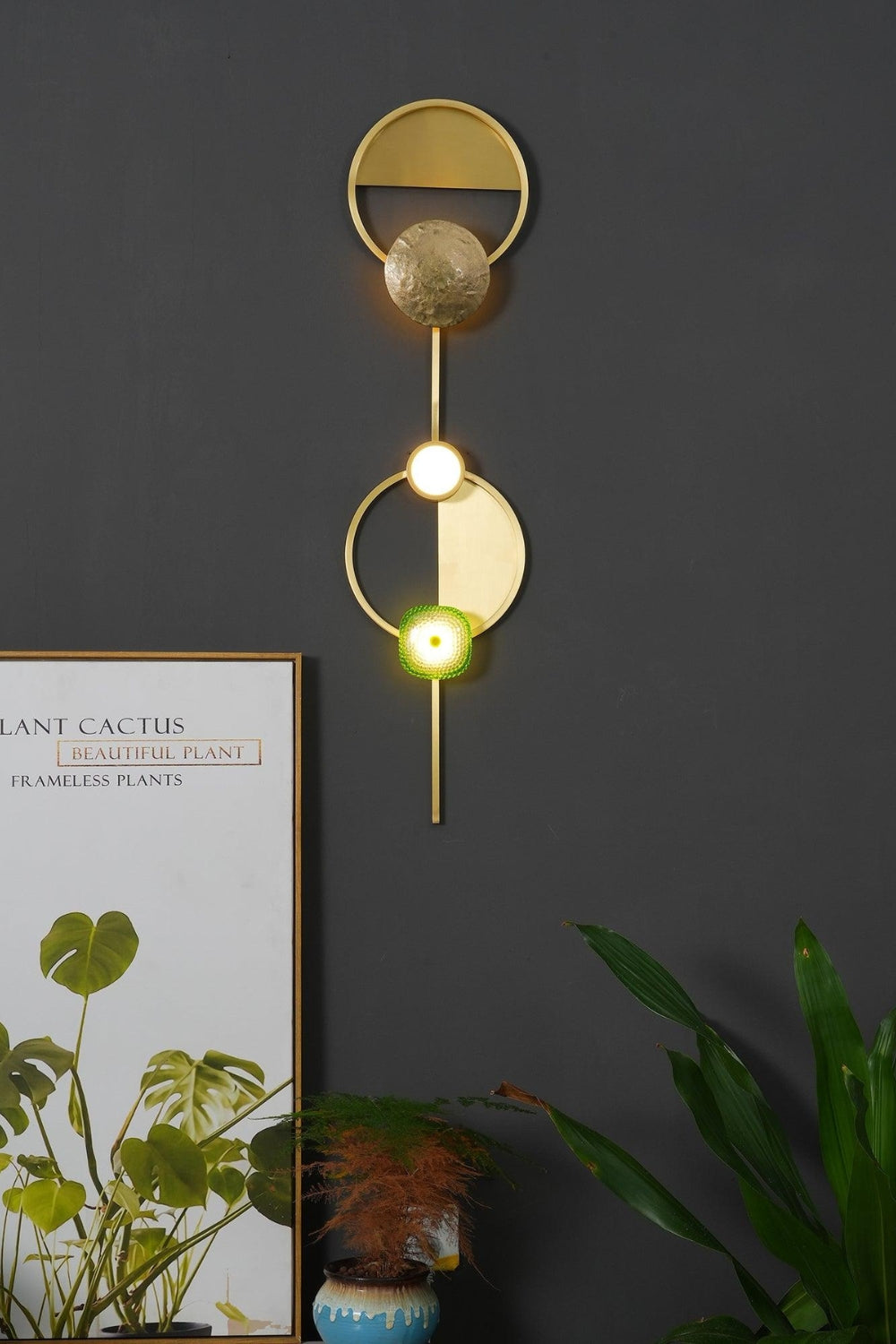 Jewels Wall Lamp