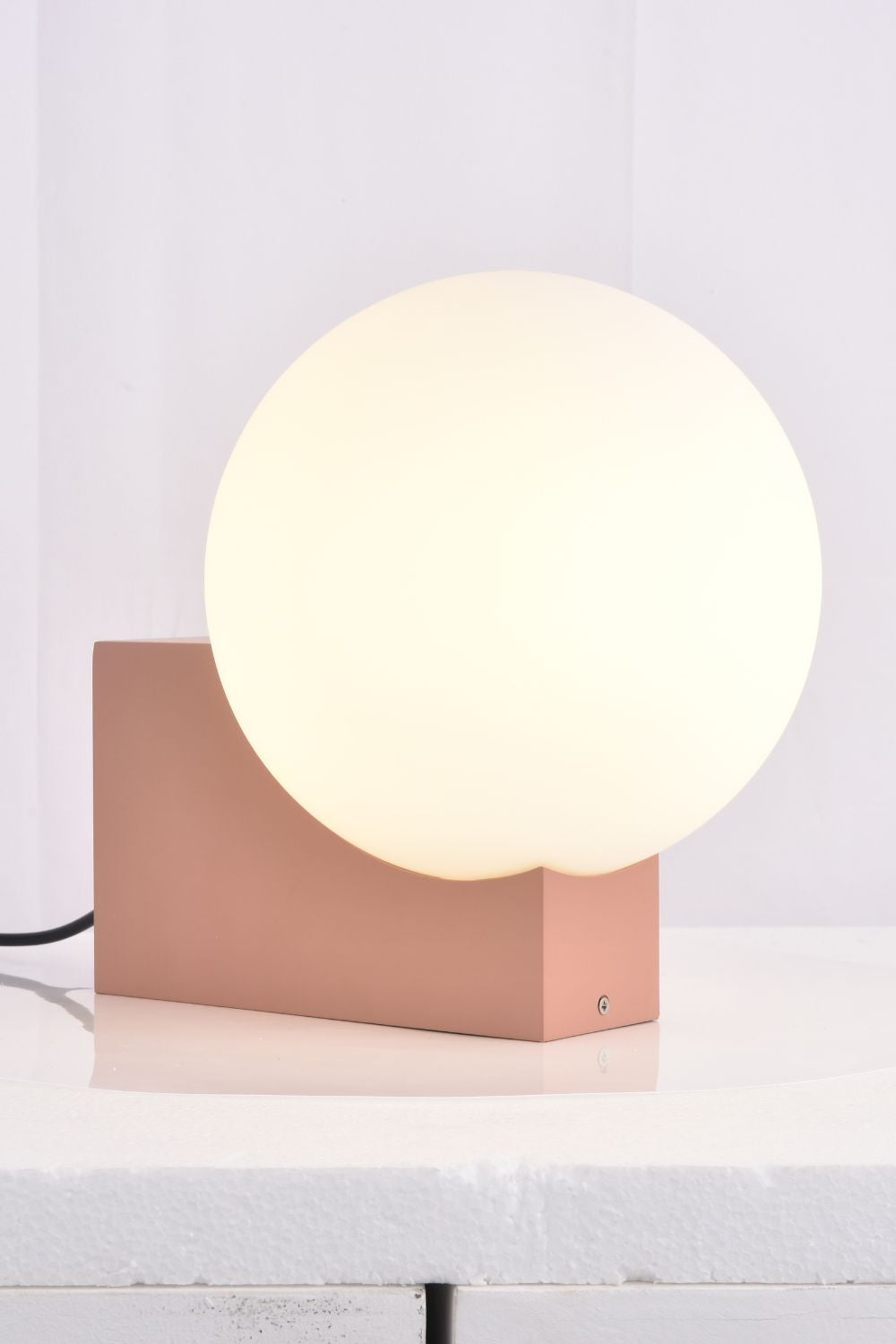 Journey SHY1 Table Lamp