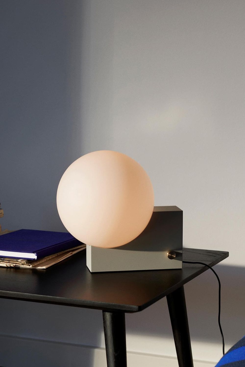 Journey SHY1 Table Lamp