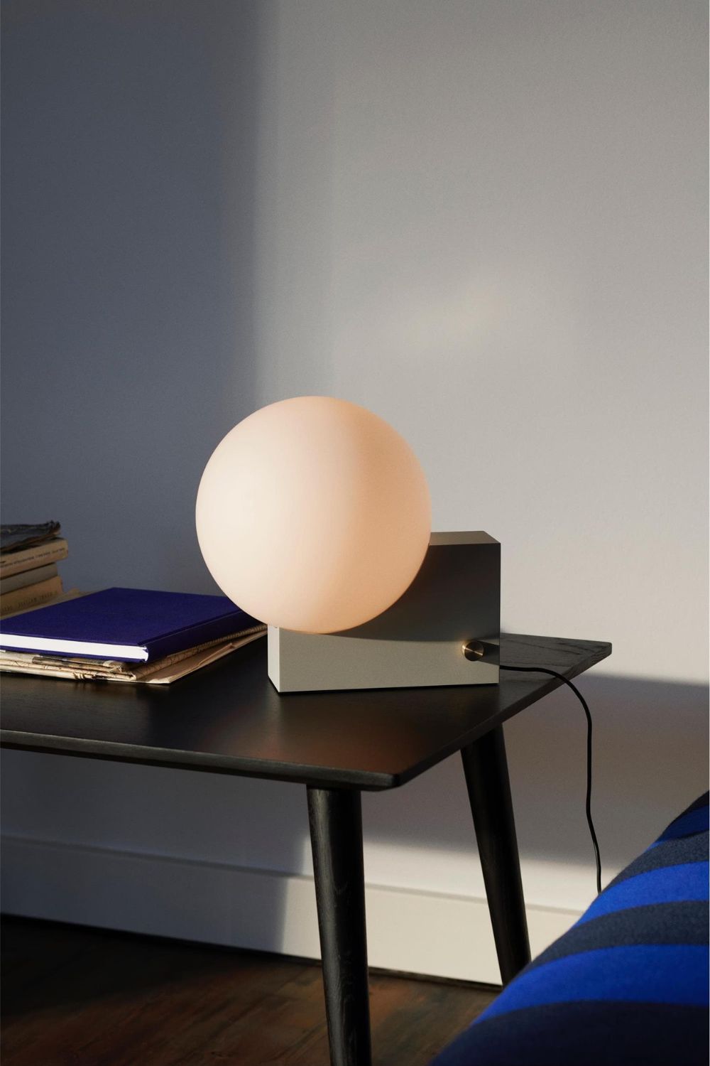 Journey SHY1 Table Lamp