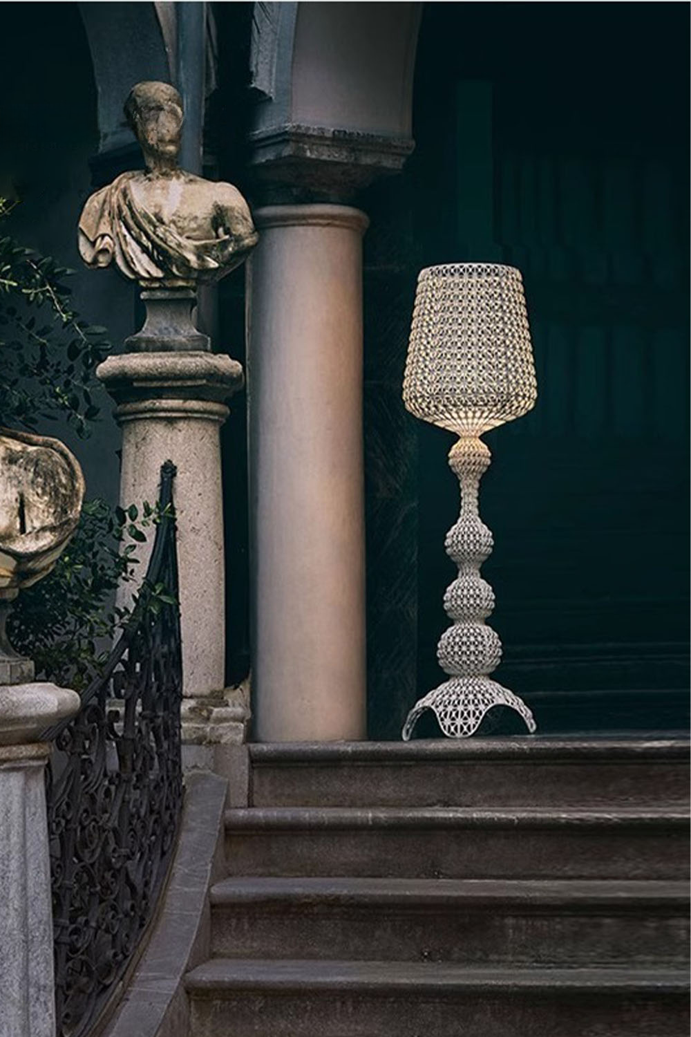 Kabuki Floor Lamp