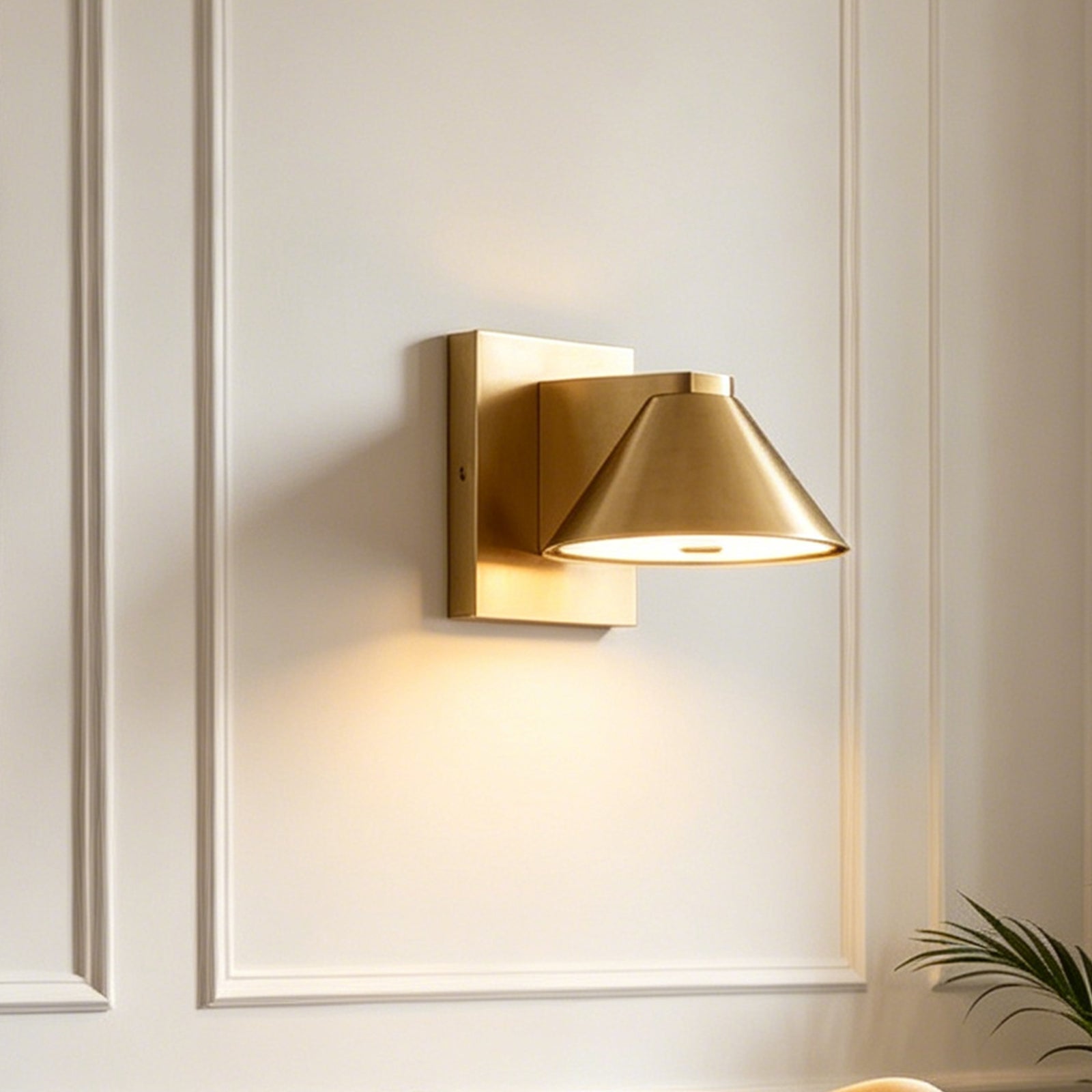 Geometric Conical Shade 