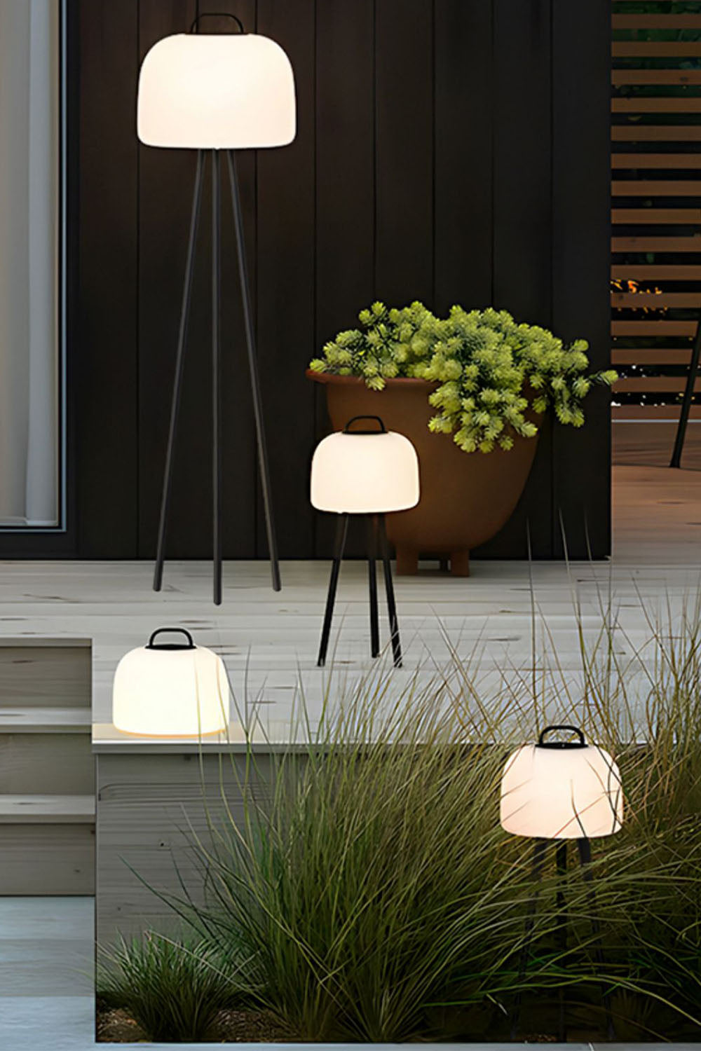 Kettle Tripod Floor Lamp