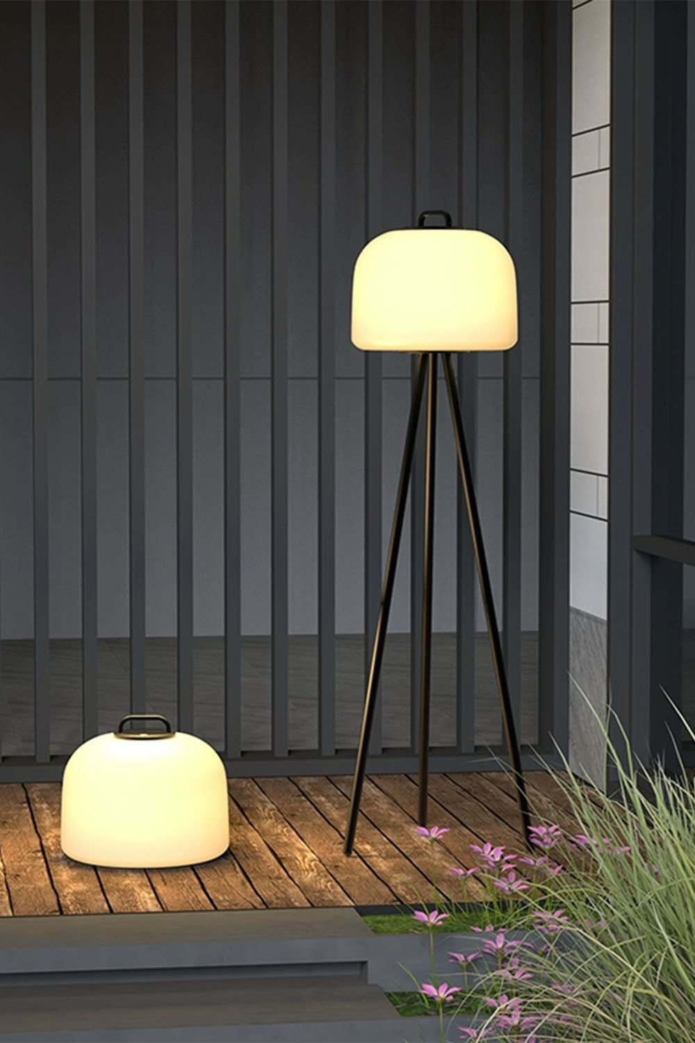 Kettle Tripod Floor Lamp