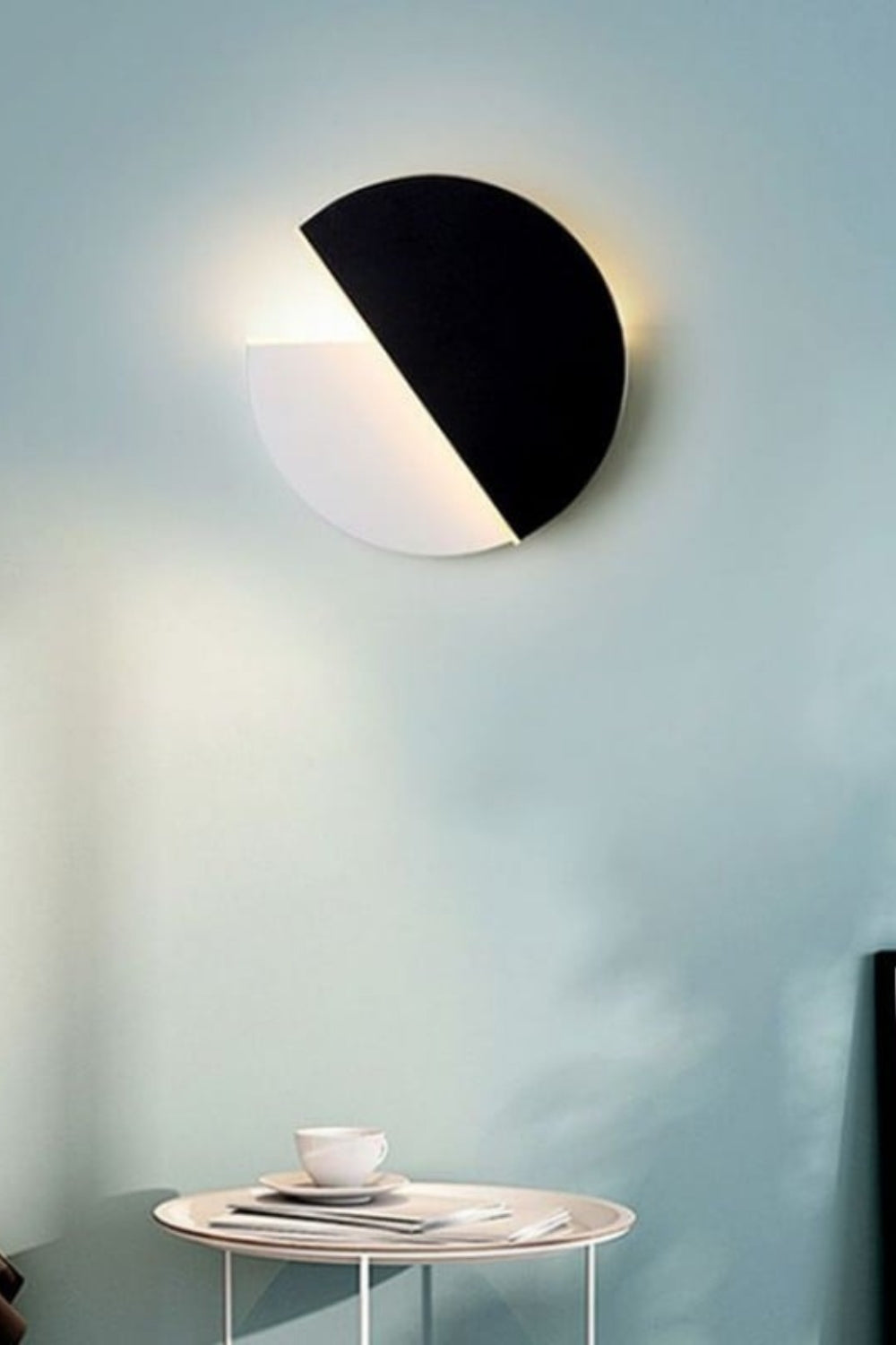 Kneeland Rotatable Wall Lamp