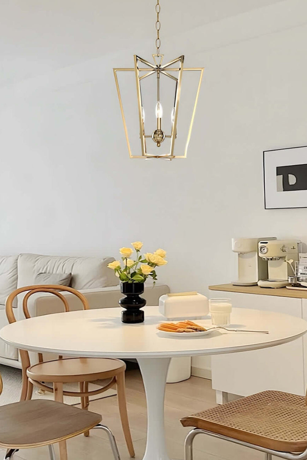 Lantern-shaped chandelier