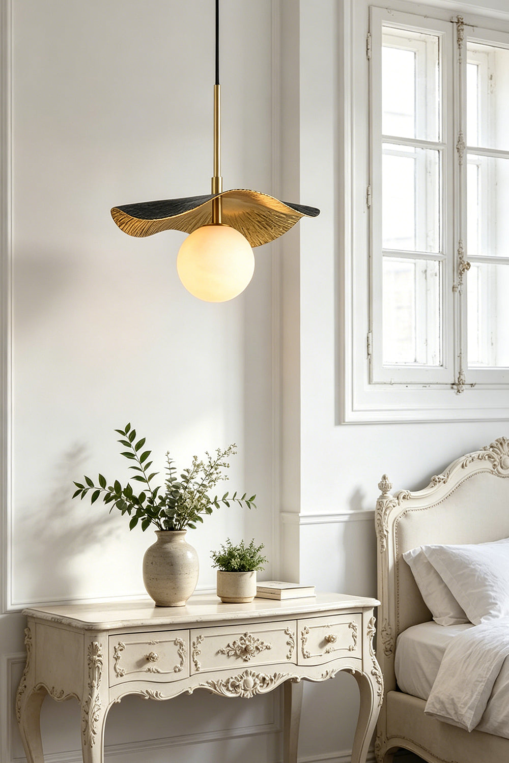 Leaf Alabaster Pendant Light for Bedroom | Samu Lamp