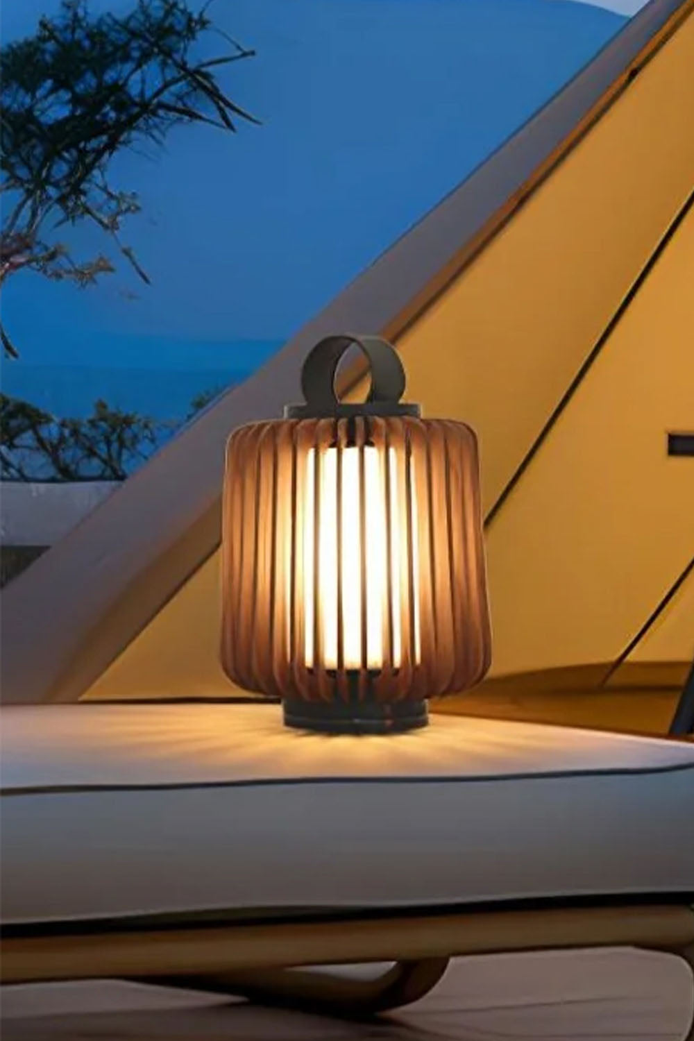 Legno Rechargeable Outdoor Table Lamp