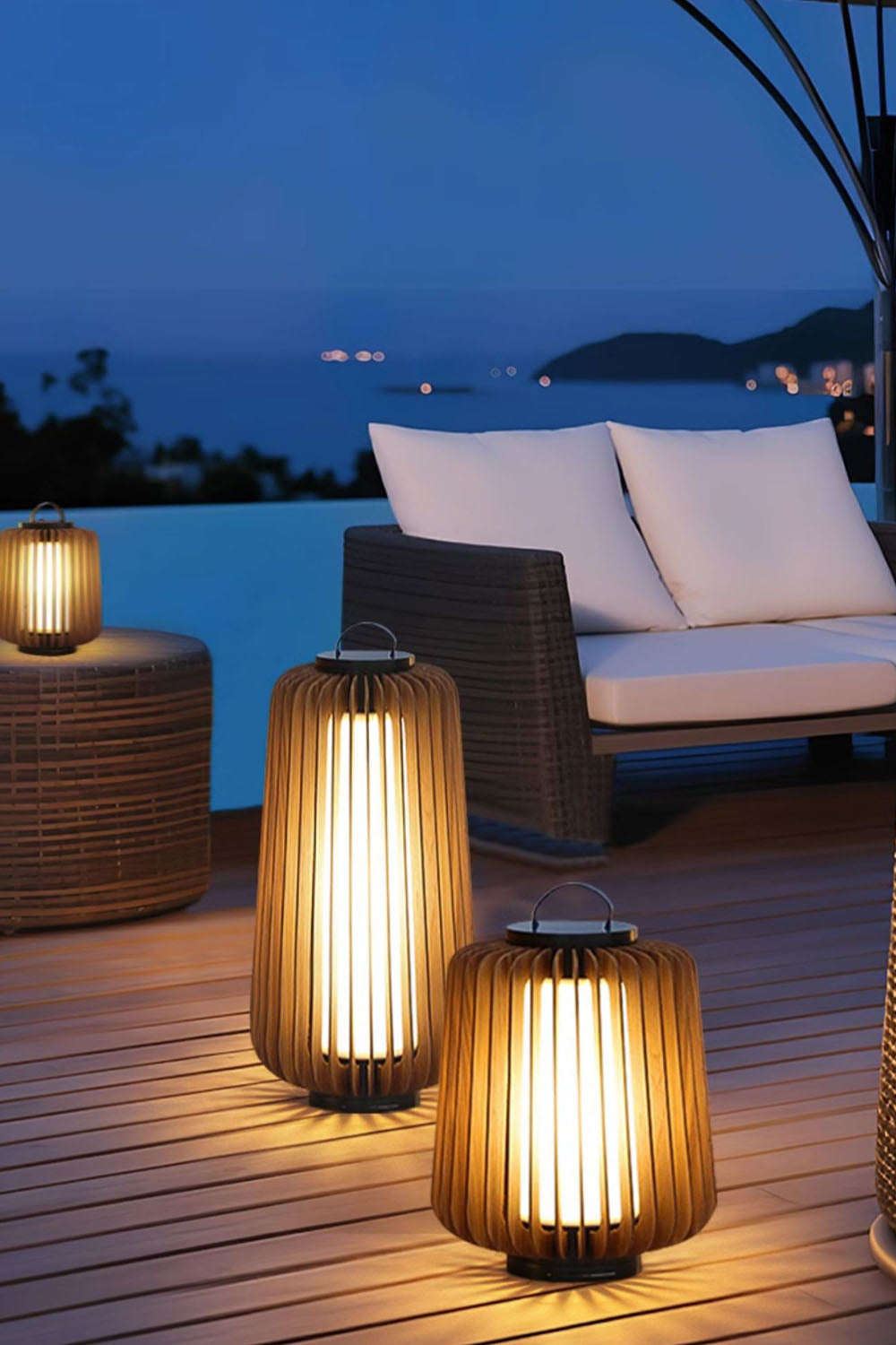 Legno Rechargeable Outdoor Table Lamp