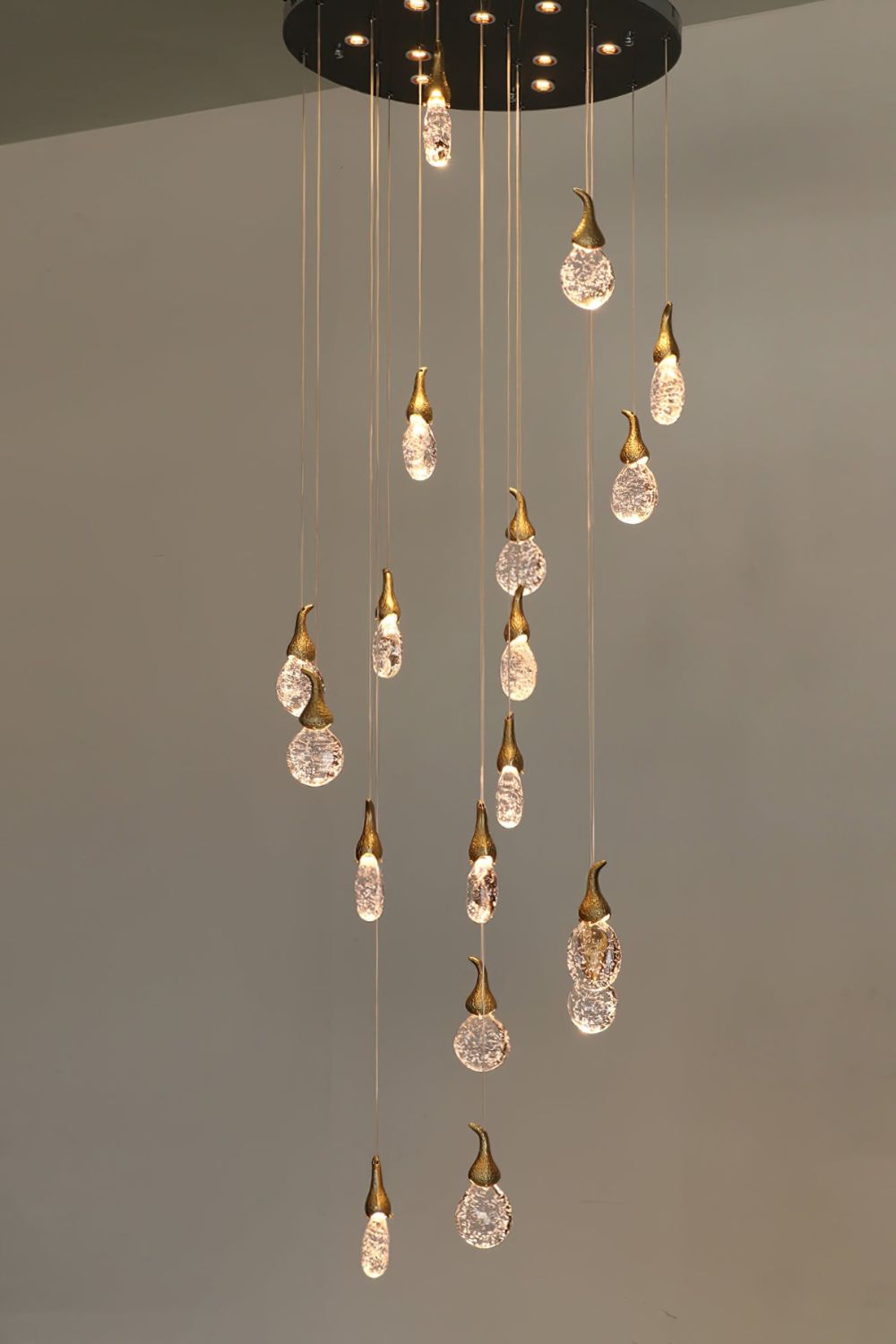 Leo Bubble Chandelier - SamuLighting