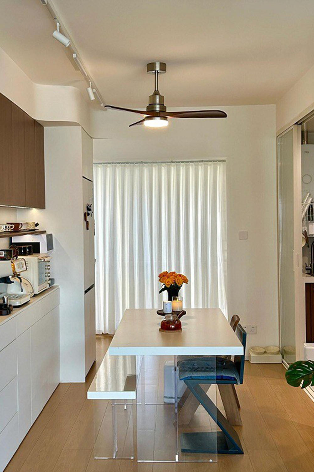 Linea Natural Three-blade Fan Chandelier