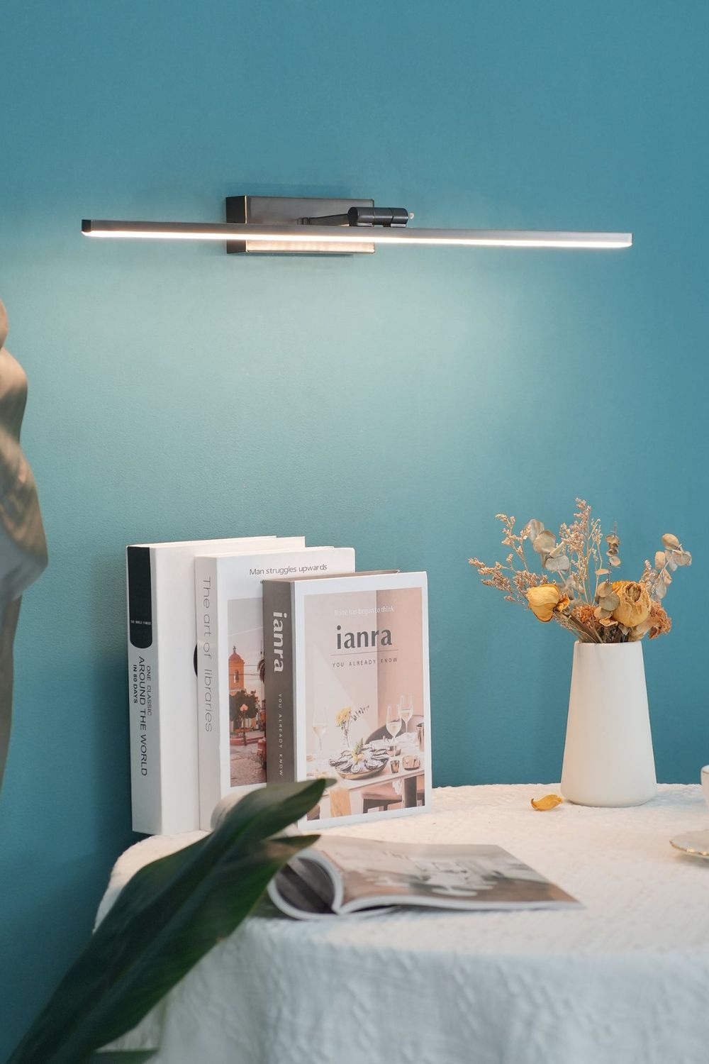 Linear Bathroom Wall Light – SamuLighting
