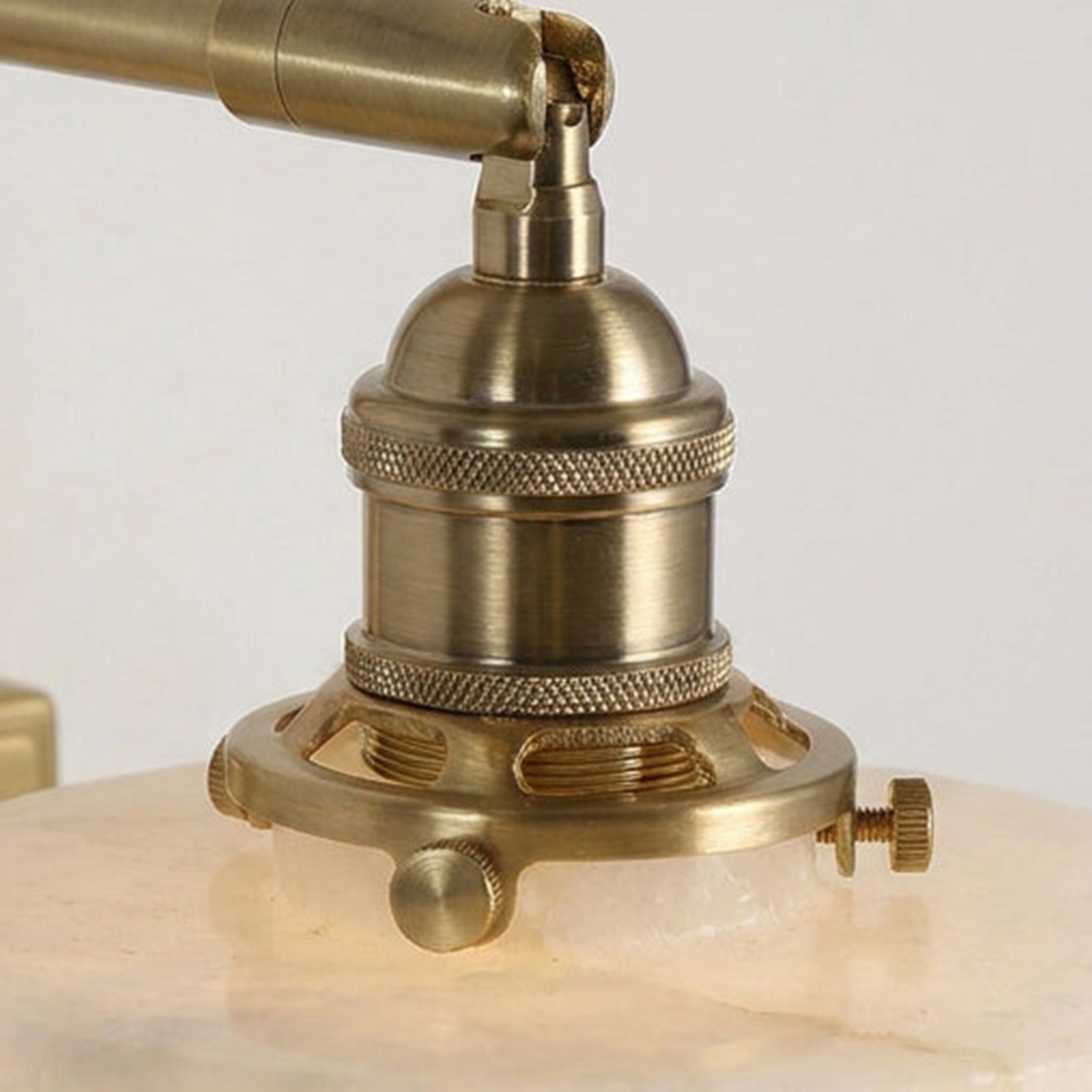 Knurled Brass-Toned Collar