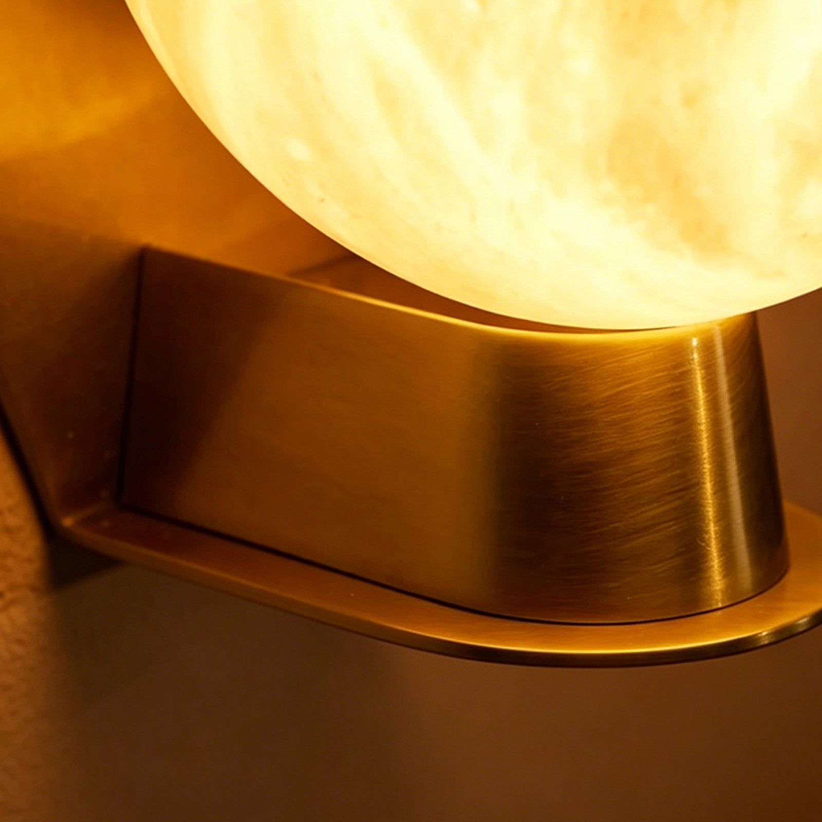 Structured Metal Frame