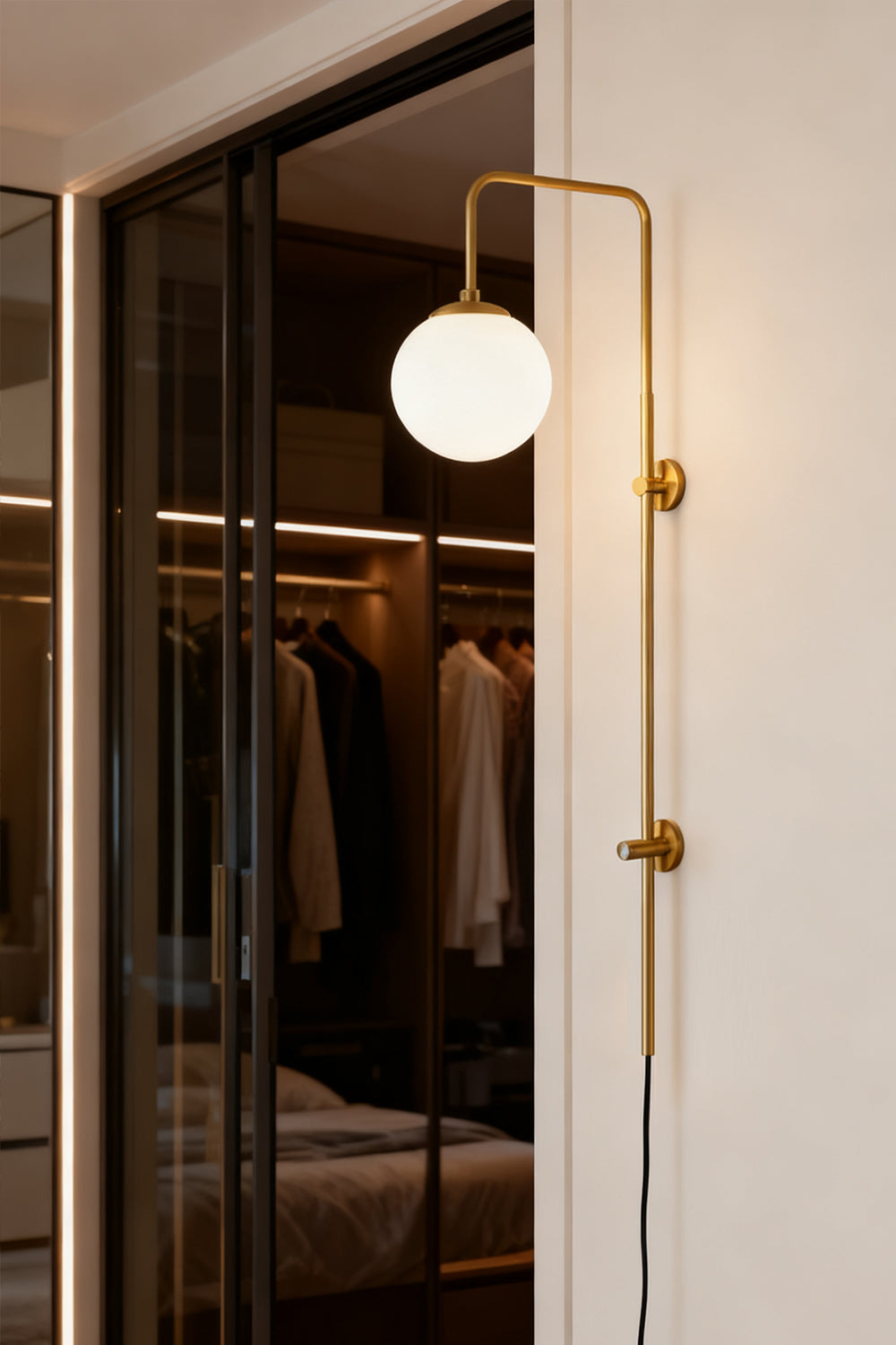 Lunivex Plug In Wall Lamp