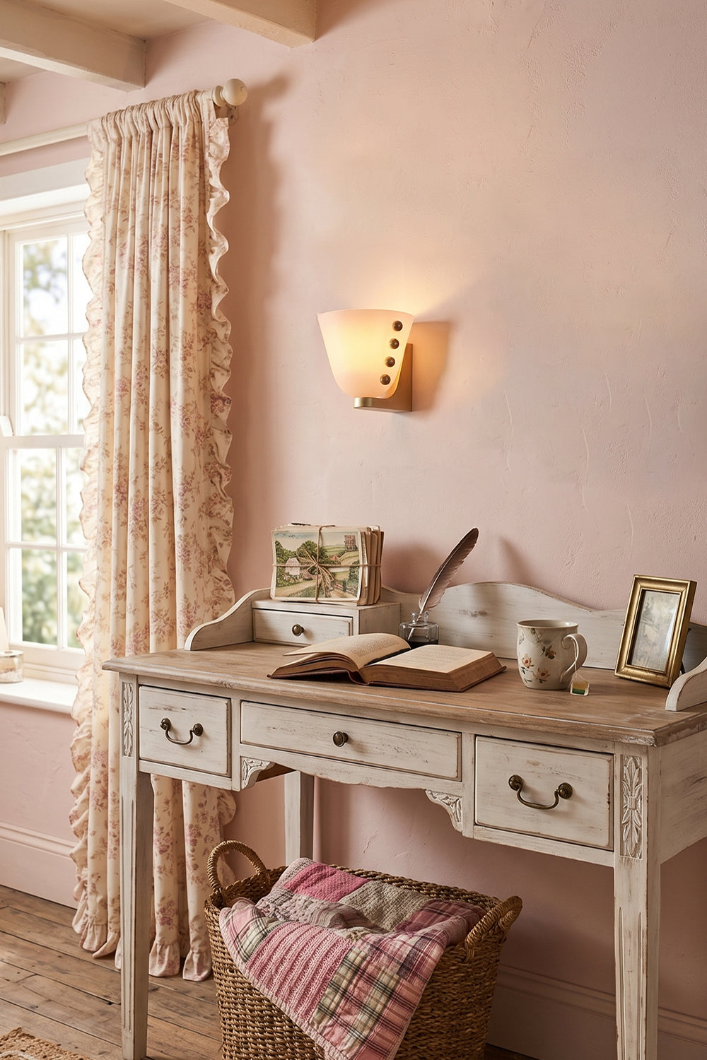 Lyra Chalice Wall Lamp