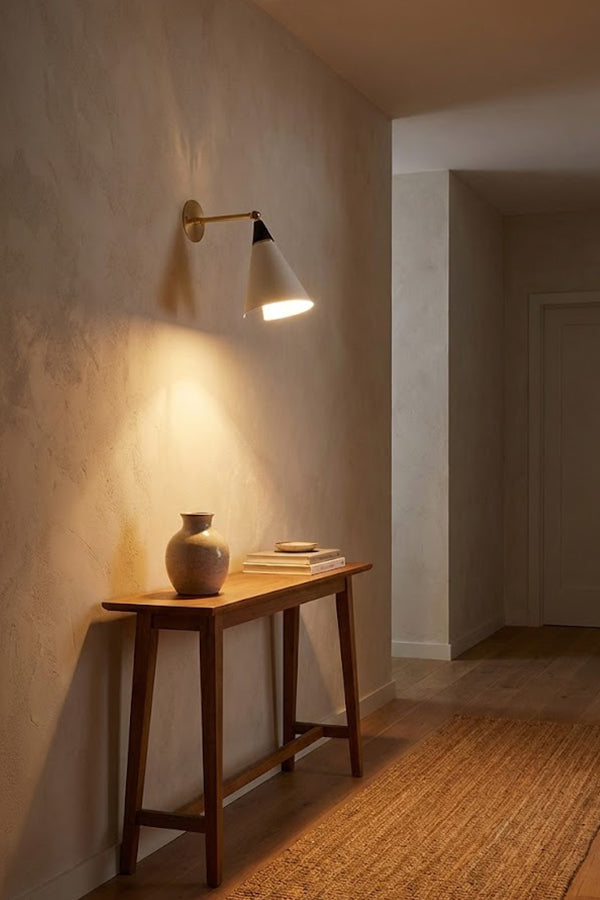 Magari Wall Lamp