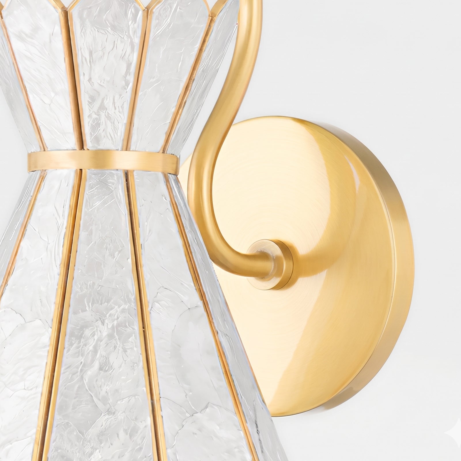Graceful Gold-Toned Mounting