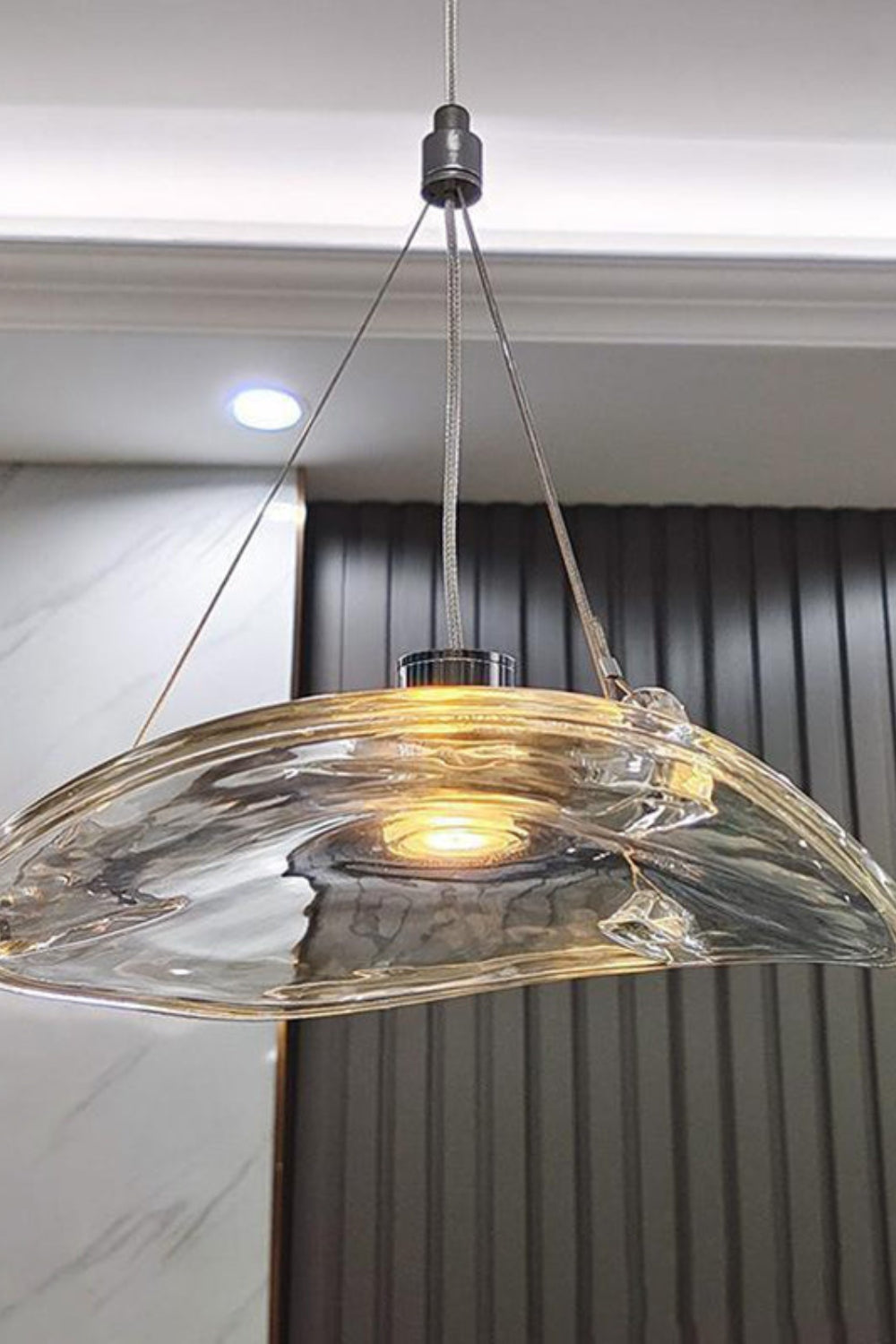 Manta Pendant Light - SamuLighting