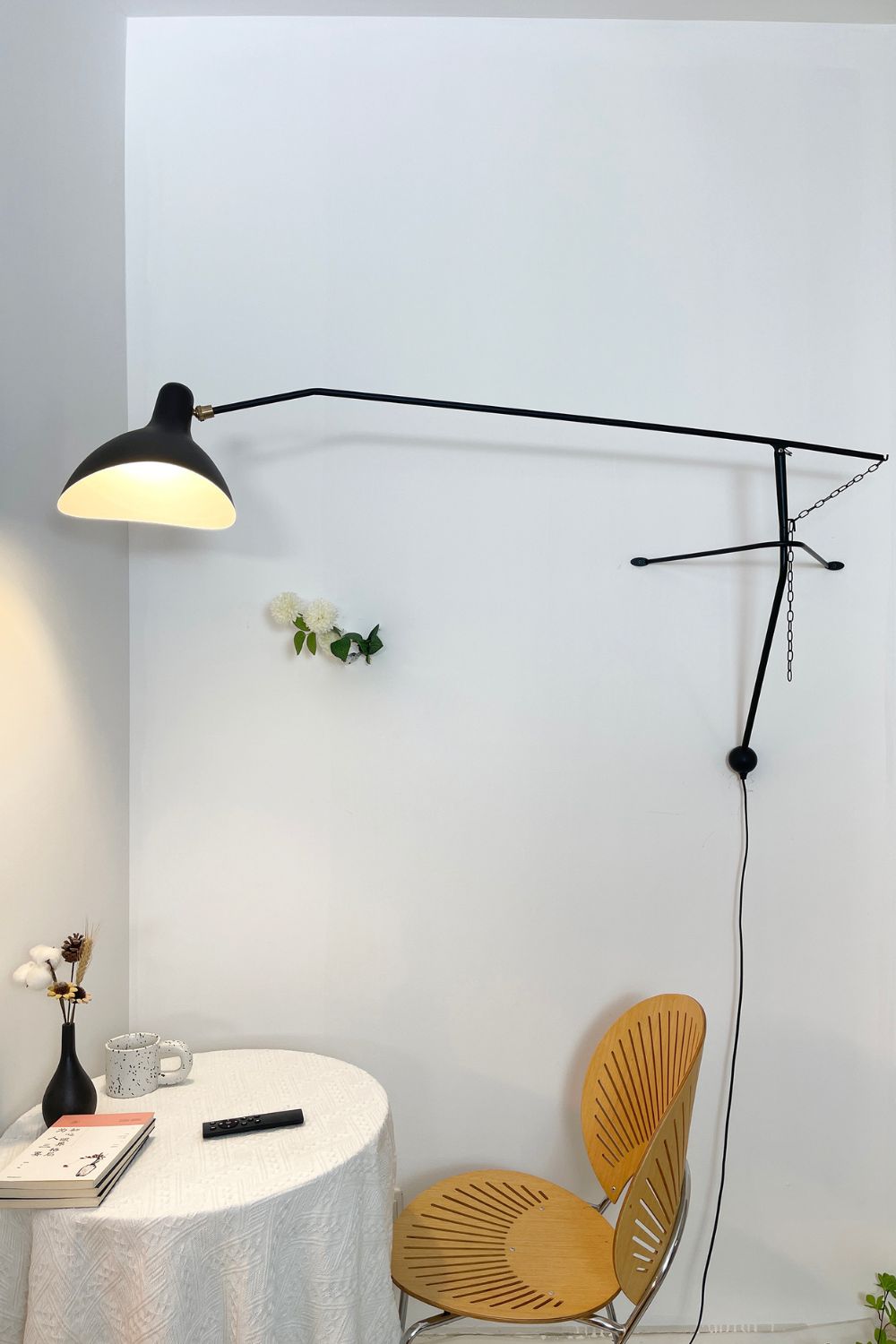 Mantis Arm Wall Lamp