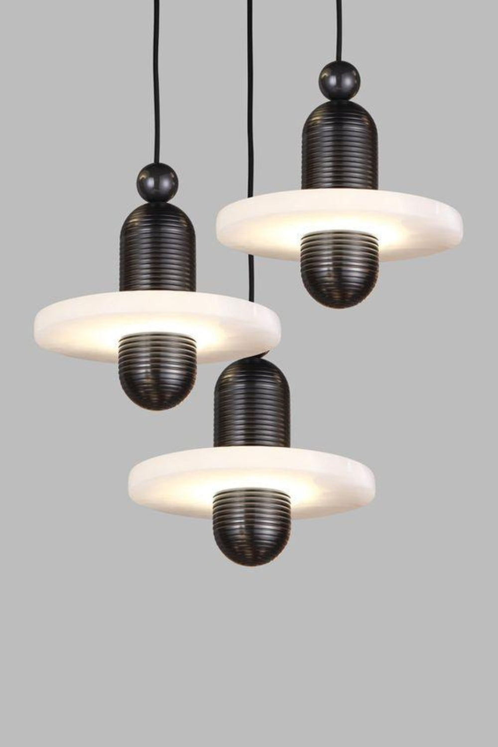 Median Mono Pendant light - SamuLighting